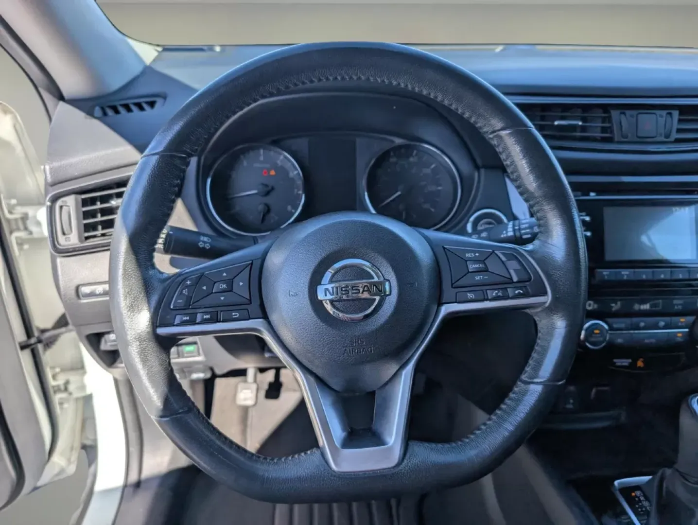 2017 /Charcoal Nissan Rogue SV (5N1AT2MT3HC) with an Other engine, located at 7000 Northlake Connector, Columbus, GA, 31904, (706) 987-8085, 32.524975, -84.978134 - **Experience Adventure with the 2017 Nissan Rogue SV at Gils Auto in Phenix City, AL!**<br /> <br /> Looking for the perfect SUV to elevate your family adventures or daily commutes? The 2017 Nissan Rogue SV is designed to meet your lifestyle needs, whether you're navigating city streets or exploring - Photo#15