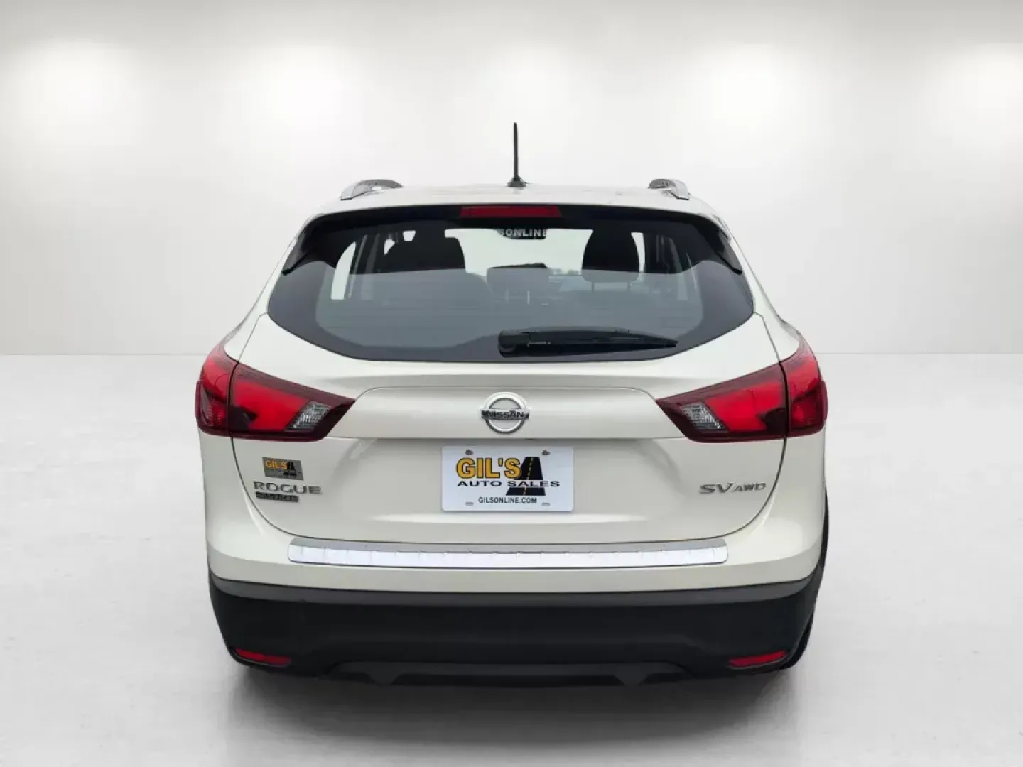 2017 /Charcoal Nissan Rogue Sport SV (JN1BJ1CR5HW) with an Regular Unleaded I-4 2.0 L/122 engine, 1-Speed CVT w/OD transmission, located at 5115 14th Ave., Columbus, GA, 31904, (706) 323-0345, 32.511494, -84.971046 - Are you ready to elevate your lifestyle with a versatile and reliable SUV? Introducing the 2017 Nissan Rogue Sport SV, a perfect blend of style, comfort, and practicality that suits the needs of both adventurous weekend warriors and daily commuters. With its all-wheel drive, this SUV is ready to tac - Photo#5