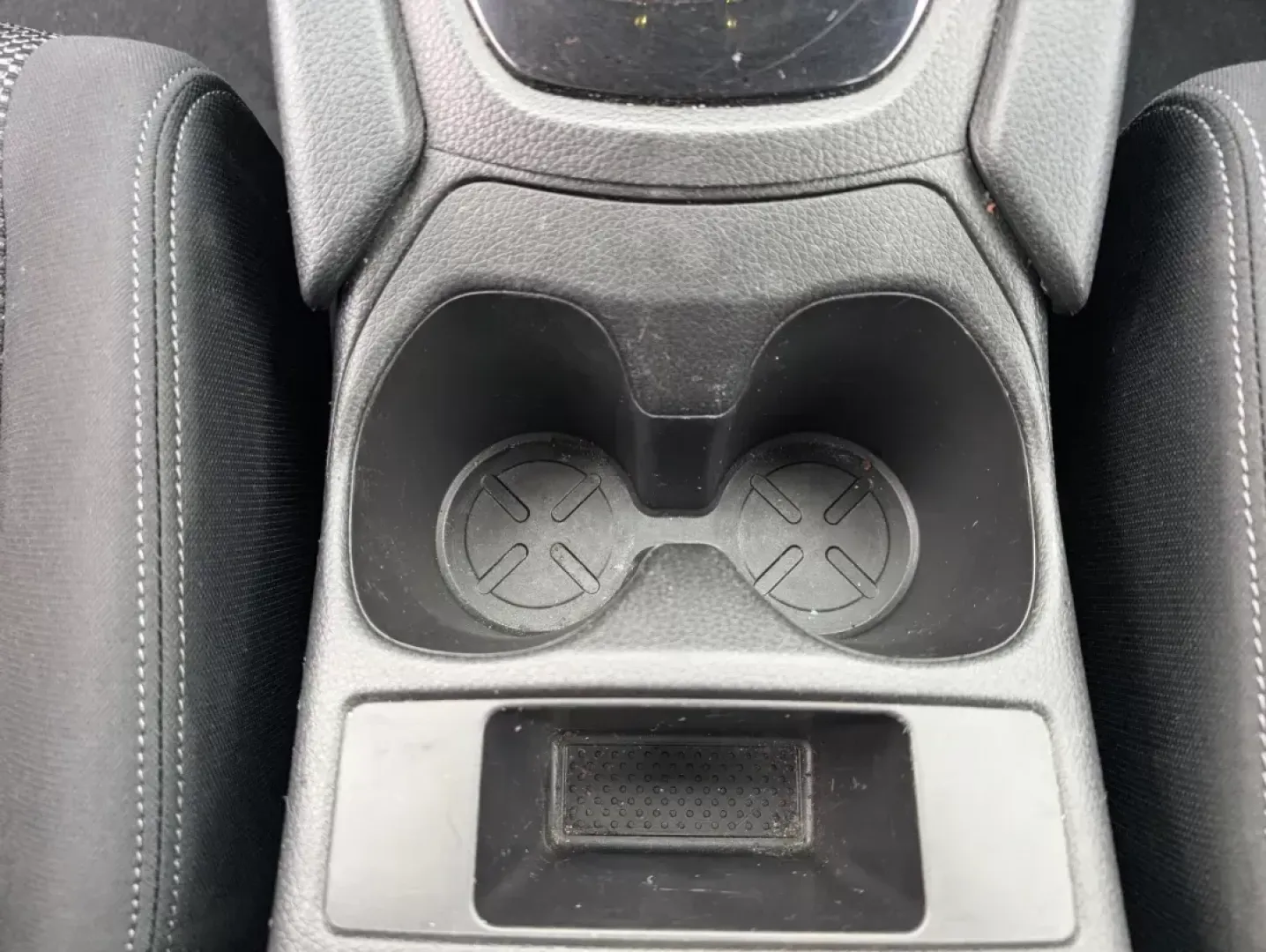 2017 /Charcoal Nissan Rogue Sport SV (JN1BJ1CR5HW) with an Regular Unleaded I-4 2.0 L/122 engine, 1-Speed CVT w/OD transmission, located at 5115 14th Ave., Columbus, GA, 31904, (706) 323-0345, 32.511494, -84.971046 - Are you ready to elevate your lifestyle with a versatile and reliable SUV? Introducing the 2017 Nissan Rogue Sport SV, a perfect blend of style, comfort, and practicality that suits the needs of both adventurous weekend warriors and daily commuters. With its all-wheel drive, this SUV is ready to tac - Photo#12