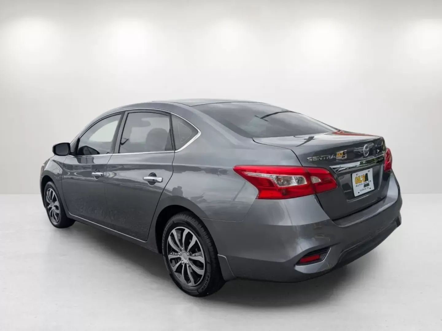 2017 /Charcoal Nissan Sentra S (3N1AB7AP5HY) with an Other engine, located at 521 Old Farm Lane Rd, Prattville, AL, 36066, (334) 325-1505, 32.482460, -86.416367 - **Experience Comfort and Reliability with the 2017 Nissan Sentra at Gils Auto - Your Trusted Phenix City Dealer**<br /> <br /> Are you searching for a dependable vehicle that fits perfectly into your busy lifestyle? Look no further than the 2017 Nissan Sentra, available now at Gils Auto, located con - Photo#6