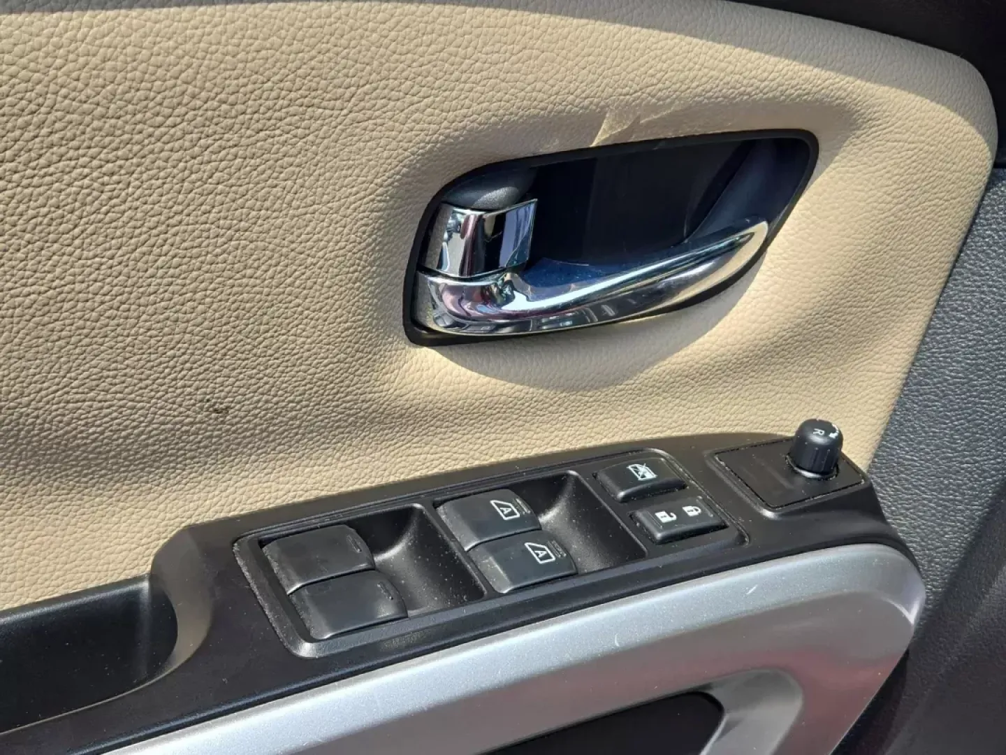 2017 /Beige Nissan Titan XD SV (1N6BA1F4XHN) with an Other engine, located at 3959 U.S. 80 W, Phenix City, AL, 36870, (334) 297-4885, 32.469296, -85.135185 - **Experience the Ultimate Adventure with the 2017 Nissan Titan XD at Gils Auto Phenix City, AL!**<br /> <br /> Are you ready to elevate your driving experience? Whether you're hauling gear for a weekend camping trip, navigating city traffic, or managing daily family life, the 2017 Nissan Titan XD o - Photo#10