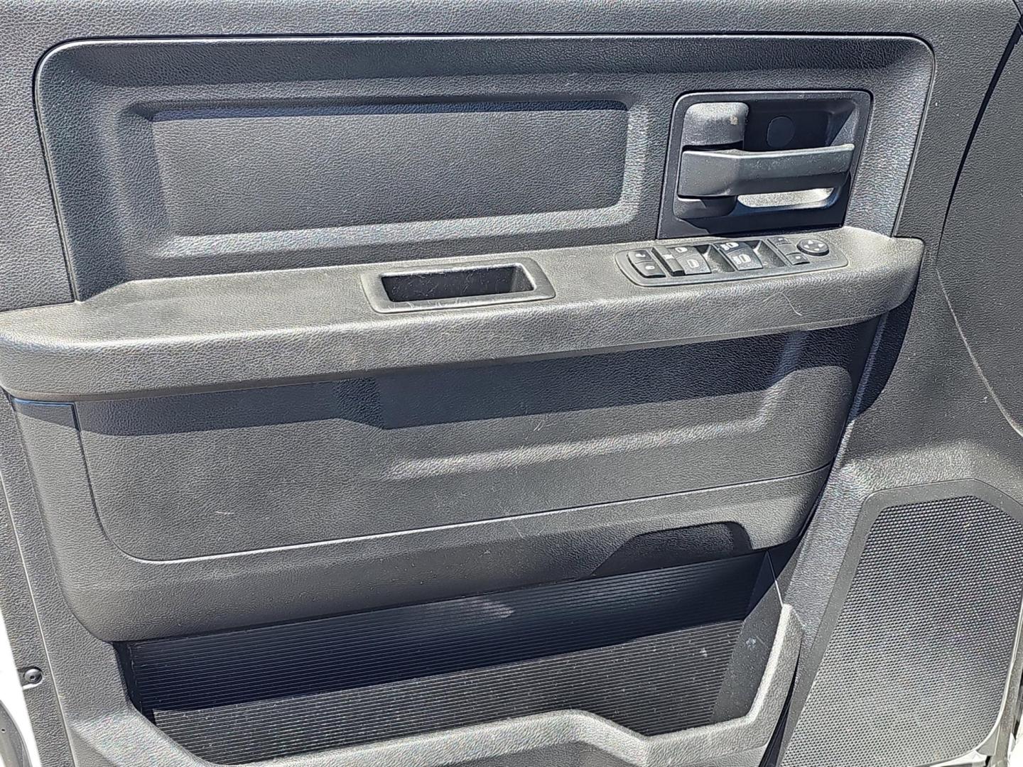 2017 /Diesel Gray/Black Ram 1500 Tradesman (1C6RR6KG0HS) with an Regular Unleaded V-6 3.6 L/220 engine, 8-Speed Automatic w/OD transmission, located at 521 Old Farm Lane Rd, Prattville, AL, 36066, (334) 325-1505, 32.482460, -86.416367 - 2017 Ram 1500 Tradesman - Photo#9
