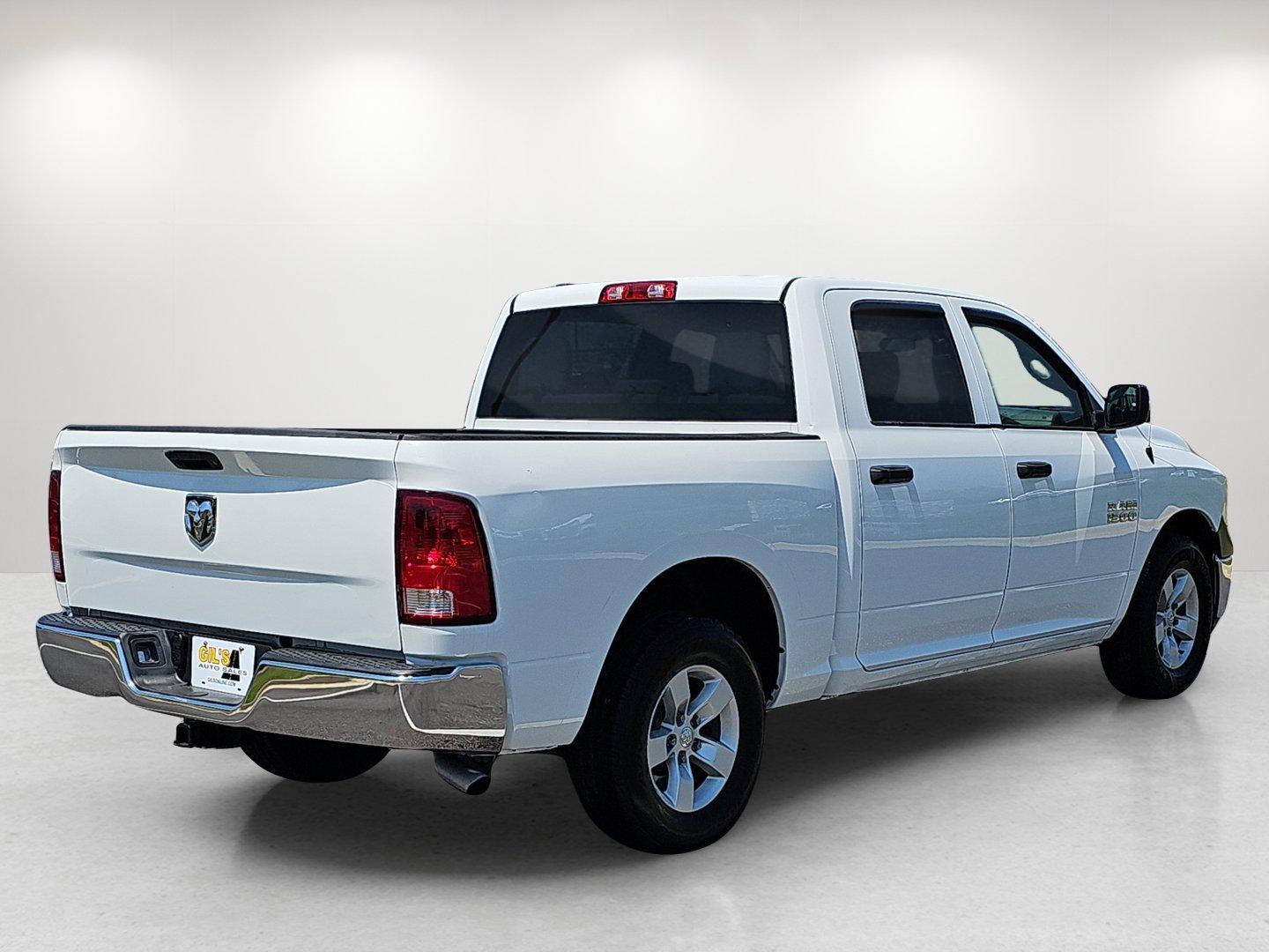 2017 /Diesel Gray/Black Ram 1500 Tradesman (1C6RR6KG0HS) with an Regular Unleaded V-6 3.6 L/220 engine, 8-Speed Automatic w/OD transmission, located at 521 Old Farm Lane Rd, Prattville, AL, 36066, (334) 325-1505, 32.482460, -86.416367 - 2017 Ram 1500 Tradesman - Photo#5