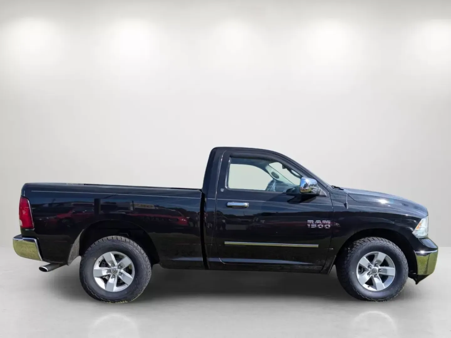 2017 /Diesel Gray/Black Ram 1500 Tradesman (3C6JR6AG4HG) with an Other engine, located at 5115 14th Ave., Columbus, GA, 31904, (706) 323-0345, 32.511494, -84.971046 - **Elevate Your Lifestyle with the 2017 Ram 1500 Tradesman Perfect for Work and Play!**<br /> <br /> Are you in search of a versatile vehicle that can seamlessly adapt to your busy lifestyle? Look no further than the striking 2017 Ram 1500 Tradesman, a capable regular cab pickup designed for both ev - Photo#2