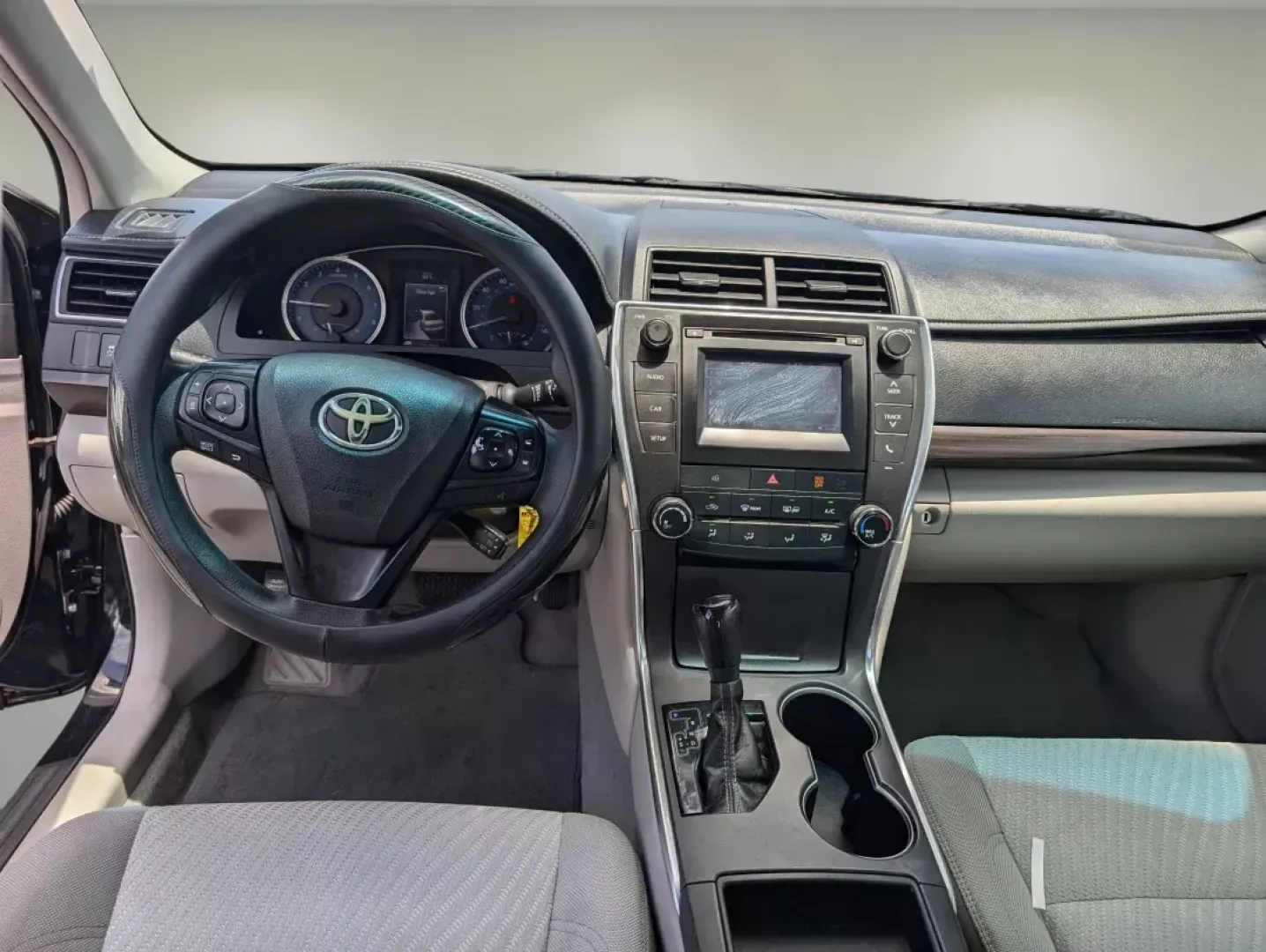 2017 Toyota Camry LE (4T1BF1FK4HU) with an Other engine, located at 5115 14th Ave., Columbus, GA, 31904, (706) 323-0345, 32.511494, -84.971046 - **Experience the Perfect Blend of Comfort and Reliability with the 2017 Toyota Camry LE!** <br /> <br /> Are you searching for a dependable sedan that's perfect for your daily commute, family outings, or weekend adventures? Look no further! The 2017 Toyota Camry LE, available at Gils Auto in Columbu - Photo#11