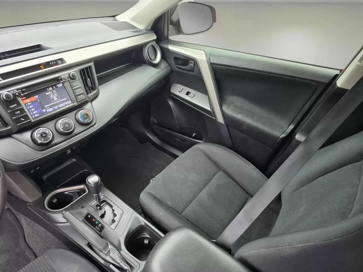 2017 Toyota RAV4 LE (2T3ZFREV7HW) with an Other engine, located at 5115 14th Ave., Columbus, GA, 31904, (706) 323-0345, 32.511494, -84.971046 - Are you ready to elevate your daily commute or embark on weekend adventures with the perfect SUV? Look no further than this stunning 2017 Toyota RAV4 LE, available now at Gils Auto in Phenix City, AL. Designed for both comfort and versatility, this dynamic vehicle is ideal for growing families, budg - Photo#15