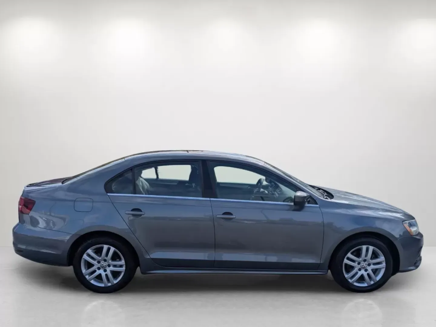 2017 Volkswagen Jetta 1.4T S (3VW2B7AJ7HM) with an Other engine, located at 521 Old Farm Lane Rd, Prattville, AL, 36066, (334) 325-1505, 32.482460, -86.416367 - **Discover Your Next Adventure with the 2017 Volkswagen Jetta at Gils Auto - Phenix City!**<br /> <br /> Are you in the market for a reliable sedan that fits seamlessly into your active lifestyle? Look no further than this stunning 2017 Volkswagen Jetta, perfect for everything from daily commutes to - Photo#3