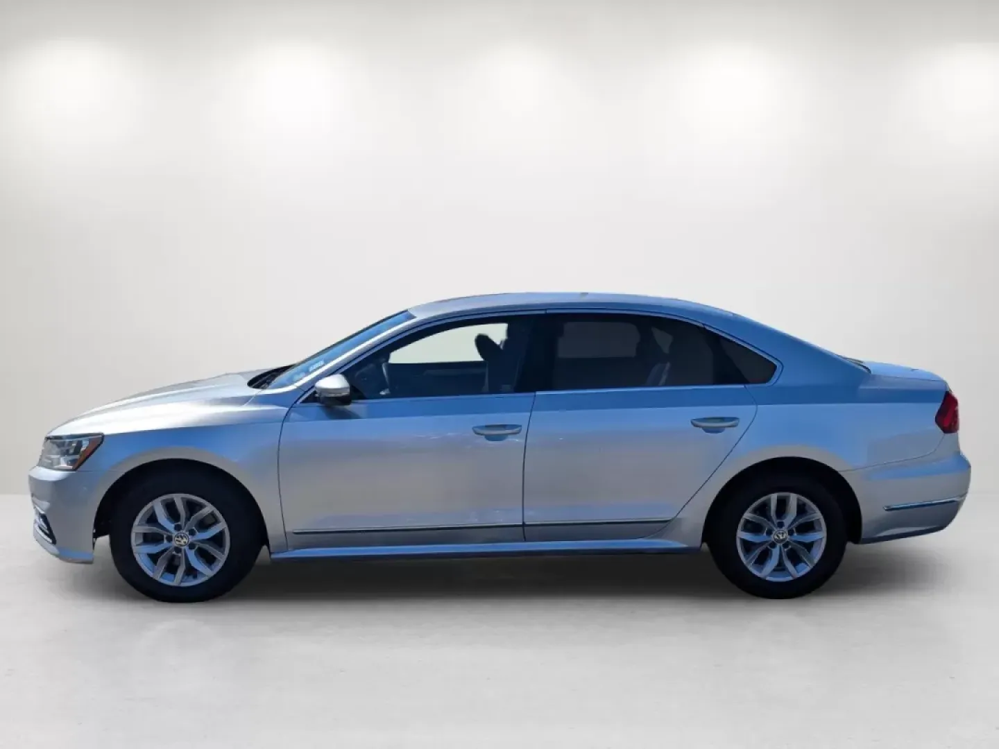 2017 Volkswagen Passat 1.8T S (1VWAT7A39HC) with an Other engine, located at 804 22nd Ave, Phenix City, AL, 36870, (334) 297-1860, 32.484749, -85.024475 - Embrace the open road with the 2017 Volkswagen Passat 1.8T S, an ideal solution for those seeking a reliable and stylish sedan perfect for any lifestyle. Whether you're commuting through the bustling streets of Phenix City or embarking on weekend getaways, this vehicle is designed to offer comfort, - Photo#7