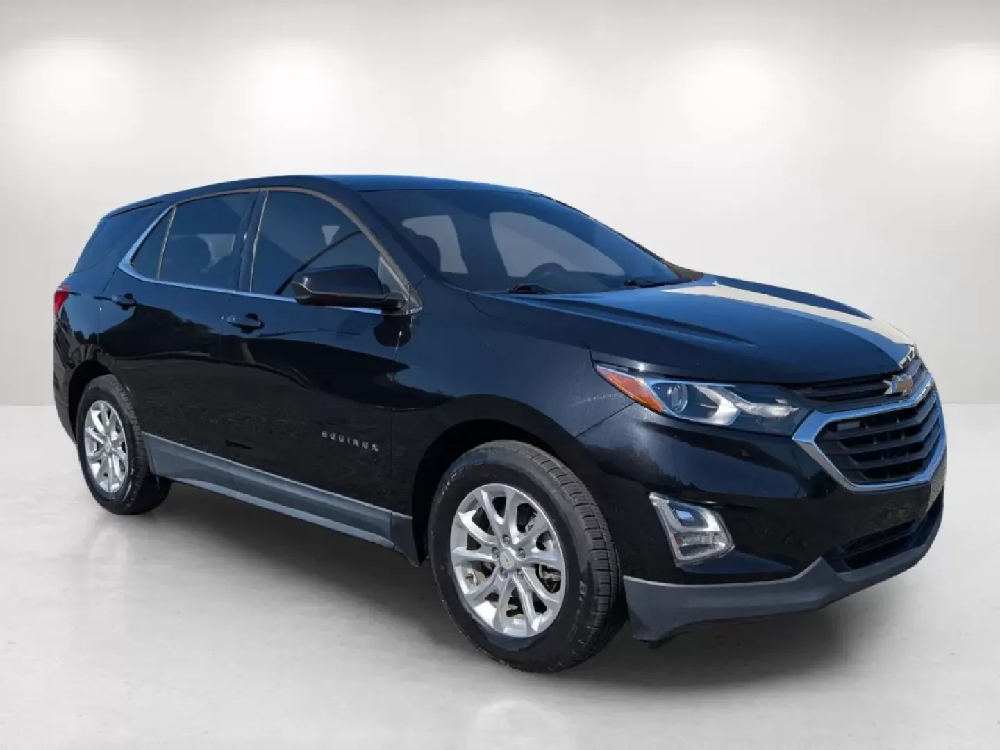 2018 /Jet Black Chevrolet Equinox LT (2GNAXJEVXJ6) with an Other engine, located at 5115 14th Ave., Columbus, GA, 31904, (706) 323-0345, 32.511494, -84.971046 - **Discover Your Next Adventure with the 2018 Chevrolet Equinox LT at Gils Auto in Phenix City, AL!**<br /> <br /> Are you looking for a versatile SUV that fits seamlessly into your lifestyle? The 2018 Chevrolet Equinox LT is the perfect blend of style, functionality, and reliability. Whether you're - Photo#1