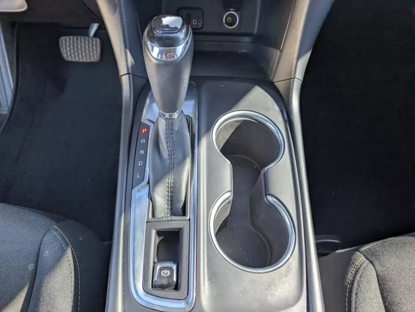 2018 /Jet Black Chevrolet Equinox LT (2GNAXJEVXJ6) with an Other engine, located at 5115 14th Ave., Columbus, GA, 31904, (706) 323-0345, 32.511494, -84.971046 - **Discover Your Next Adventure with the 2018 Chevrolet Equinox LT at Gils Auto in Phenix City, AL!**<br /> <br /> Are you looking for a versatile SUV that fits seamlessly into your lifestyle? The 2018 Chevrolet Equinox LT is the perfect blend of style, functionality, and reliability. Whether you're - Photo#12