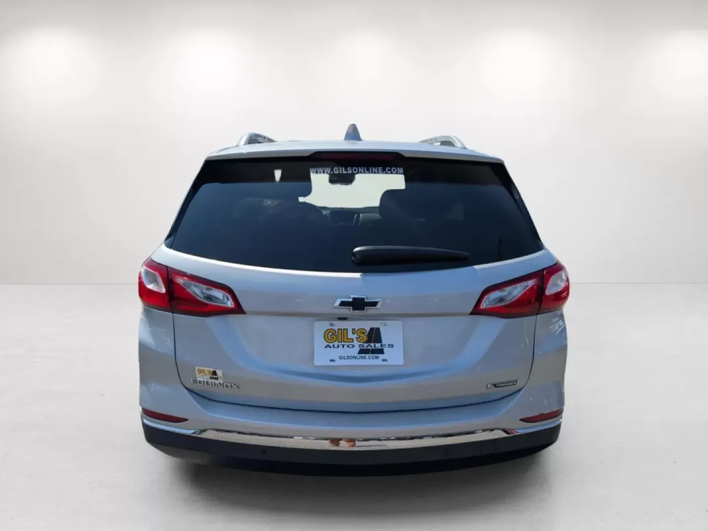 2018 /Medium Ash Gray Chevrolet Equinox Premier (2GNAXMEV4J6) with an Other engine, located at 521 Old Farm Lane Rd, Prattville, AL, 36066, (334) 325-1505, 32.482460, -86.416367 - **Unleash Your Adventurous Spirit with the 2018 Chevrolet Equinox Premier!**<br /> <br /> Are you ready for your next family vacation or weekend getaway? The 2018 Chevrolet Equinox Premier, available now at Gils Auto in Phenix City, AL, is your perfect travel companion. With its spacious interior, c - Photo#5