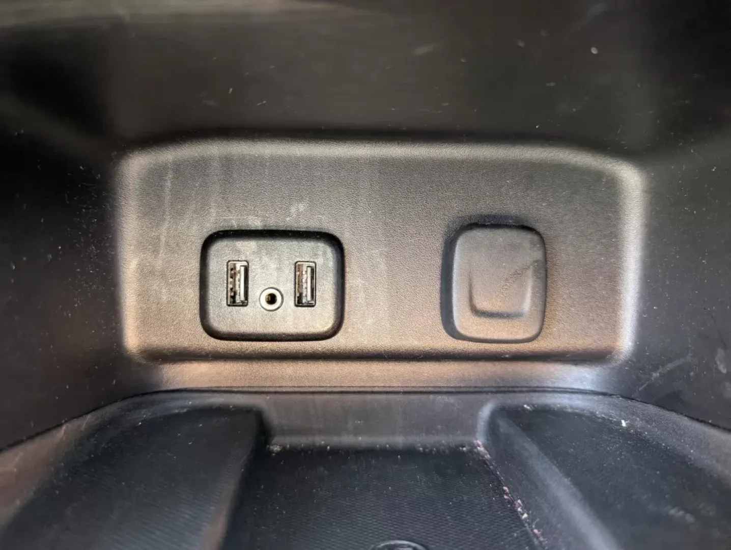 2018 /Medium Ash Gray Chevrolet Equinox Premier (2GNAXMEV4J6) with an Other engine, located at 521 Old Farm Lane Rd, Prattville, AL, 36066, (334) 325-1505, 32.482460, -86.416367 - **Unleash Your Adventurous Spirit with the 2018 Chevrolet Equinox Premier!**<br /> <br /> Are you ready for your next family vacation or weekend getaway? The 2018 Chevrolet Equinox Premier, available now at Gils Auto in Phenix City, AL, is your perfect travel companion. With its spacious interior, c - Photo#14