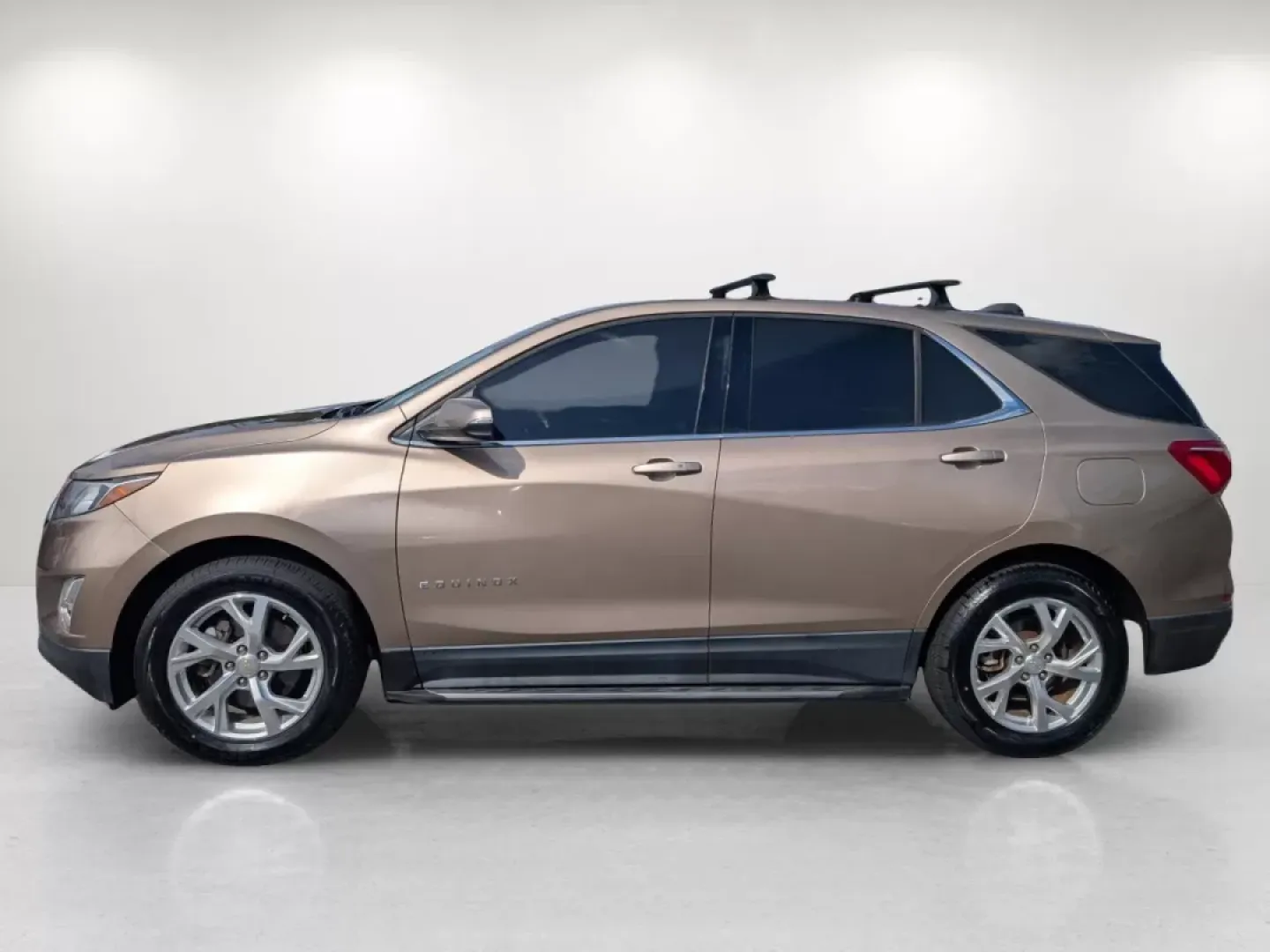2018 /Jet Black Chevrolet Equinox LT (2GNAXTEX2J6) with an Other engine, located at 1430 Gateway Drive, Opelika, AL, 36801, (334) 239-0944, 32.637871, -85.409790 - **Discover Your Next Adventure with the 2018 Chevrolet Equinox LT!**<br /> <br /> Are you ready to elevate your driving experience? The 2018 Chevrolet Equinox LT is not just a vehicle; it's a lifestyle companion designed for your daily commutes, weekend getaways, and everything in between. With its - Photo#7
