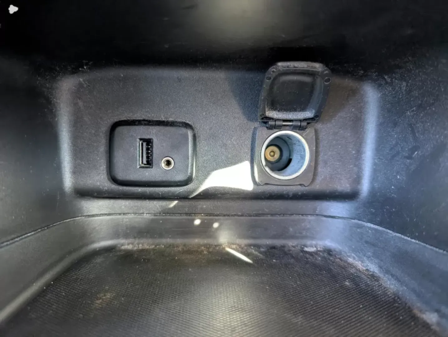 2018 /Medium Ash Gray Chevrolet Equinox LT (3GNAXJEV8JS) with an Other engine, located at 7000 Northlake Connector, Columbus, GA, 31904, (706) 987-8085, 32.524975, -84.978134 - **Adventure Awaits with This 2018 Chevrolet Equinox LT! Perfect for Families and Weekend Explorers!**<br /> <br /> Are you looking for a versatile and reliable SUV that perfectly balances comfort, technology, and performance? Look no further! This 2018 Chevrolet Equinox LT is the ideal vehicle for f - Photo#13