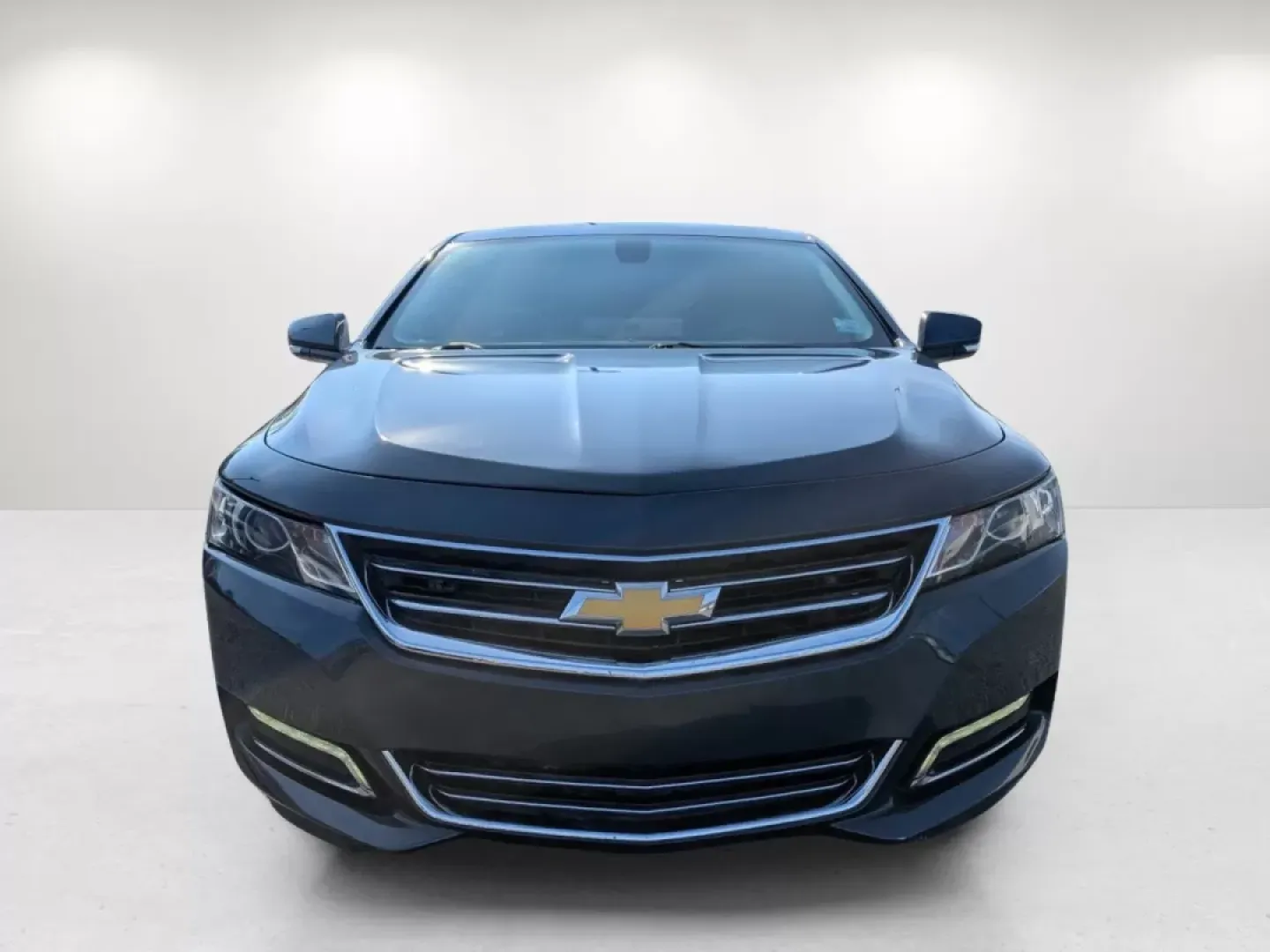 2018 /Jet Black/Dark Titanium Chevrolet Impala LT (2G1105S37J9) with an Other engine, located at 3959 U.S. 80 W, Phenix City, AL, 36870, (334) 297-4885, 32.469296, -85.135185 - **Discover Your Next Adventure with the 2018 Chevrolet Impala LT at Gils Auto!**<br /> <br /> Are you searching for a reliable sedan that perfectly balances style, comfort, and advanced technology? Look no further than this stunning 2018 Chevrolet Impala LT, now available at Gils Auto in Phenix City - Photo#2