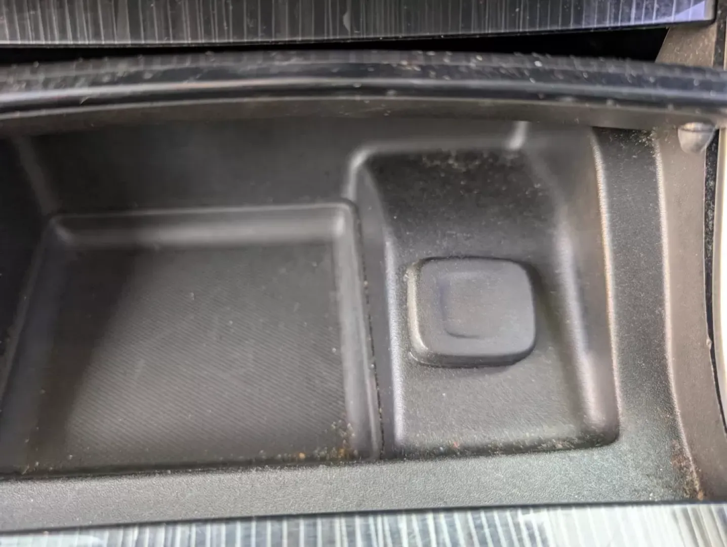 2018 /Jet Black/Dark Titanium Chevrolet Impala LT (2G1105S37J9) with an Other engine, located at 3959 U.S. 80 W, Phenix City, AL, 36870, (334) 297-4885, 32.469296, -85.135185 - **Discover Your Next Adventure with the 2018 Chevrolet Impala LT at Gils Auto!**<br /> <br /> Are you searching for a reliable sedan that perfectly balances style, comfort, and advanced technology? Look no further than this stunning 2018 Chevrolet Impala LT, now available at Gils Auto in Phenix City - Photo#14