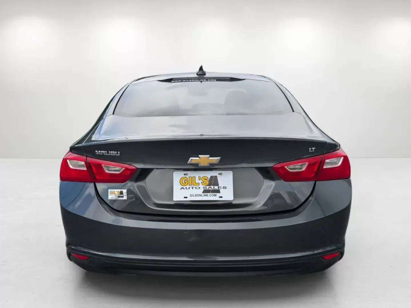 2018 /Jet Black Chevrolet Malibu LT (1G1ZD5ST3JF) with an Other engine, located at 5115 14th Ave., Columbus, GA, 31904, (706) 323-0345, 32.511494, -84.971046 - **Experience the Open Road with the 2018 Chevrolet Malibu LT from Gils Auto - Columbus**<br /> <br /> Are you looking for a reliable sedan that fits seamlessly into your daily routine? Whether you're commuting through Columbus or planning a weekend getaway, the 2018 Chevrolet Malibu LT is your perfe - Photo#5