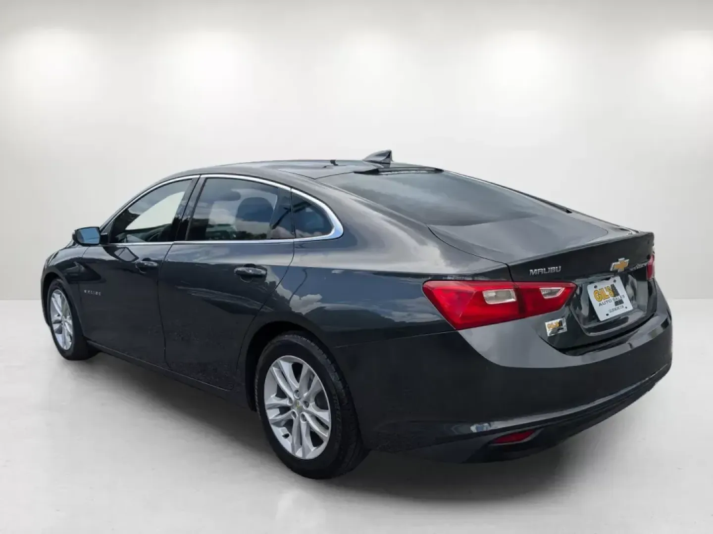 2018 /Jet Black Chevrolet Malibu LT (1G1ZD5ST3JF) with an Other engine, located at 5115 14th Ave., Columbus, GA, 31904, (706) 323-0345, 32.511494, -84.971046 - **Experience the Open Road with the 2018 Chevrolet Malibu LT from Gils Auto - Columbus**<br /> <br /> Are you looking for a reliable sedan that fits seamlessly into your daily routine? Whether you're commuting through Columbus or planning a weekend getaway, the 2018 Chevrolet Malibu LT is your perfe - Photo#21
