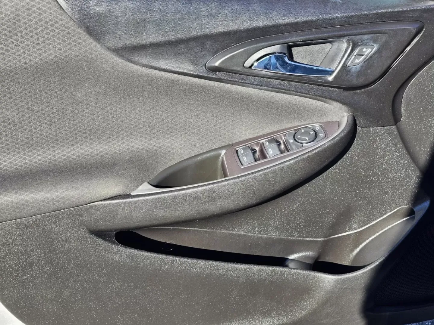 2018 /Jet Black Chevrolet Malibu LS (1G1ZB5ST1JF) with an Other engine, located at 5115 14th Ave., Columbus, GA, 31904, (706) 323-0345, 32.511494, -84.971046 - **Discover Your New Adventure with the 2018 Chevrolet Malibu at Gils Auto in Prattville, AL!**<br /> <br /> Are you ready to elevate your daily commute or embark on weekend adventures without breaking the bank? Look no further than the 2018 Chevrolet Malibu, available now at Gils Auto! This well-rou - Photo#8