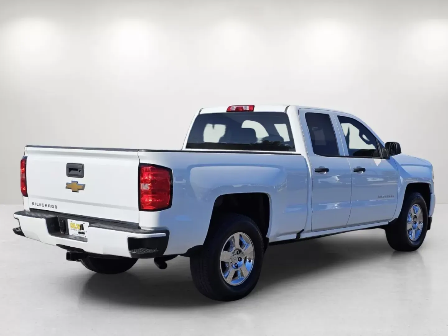 2018 /Dark Ash with Jet Black Interior Accents Chevrolet Silverado 1500 Work Truck (1GCRCNEH5JZ) with an Other engine, located at 521 Old Farm Lane Rd, Prattville, AL, 36066, (334) 325-1505, 32.482460, -86.416367 - ### Discover the Perfect Workhorse: 2018 Chevrolet Silverado 1500 at Gils Auto - Prattville<br /> <br /> Are you a contractor, a weekend adventurer, or a busy parent who needs a reliable vehicle to juggle multiple tasks? Look no further! The 2018 Chevrolet Silverado 1500, available now at Gils Auto - Photo#5