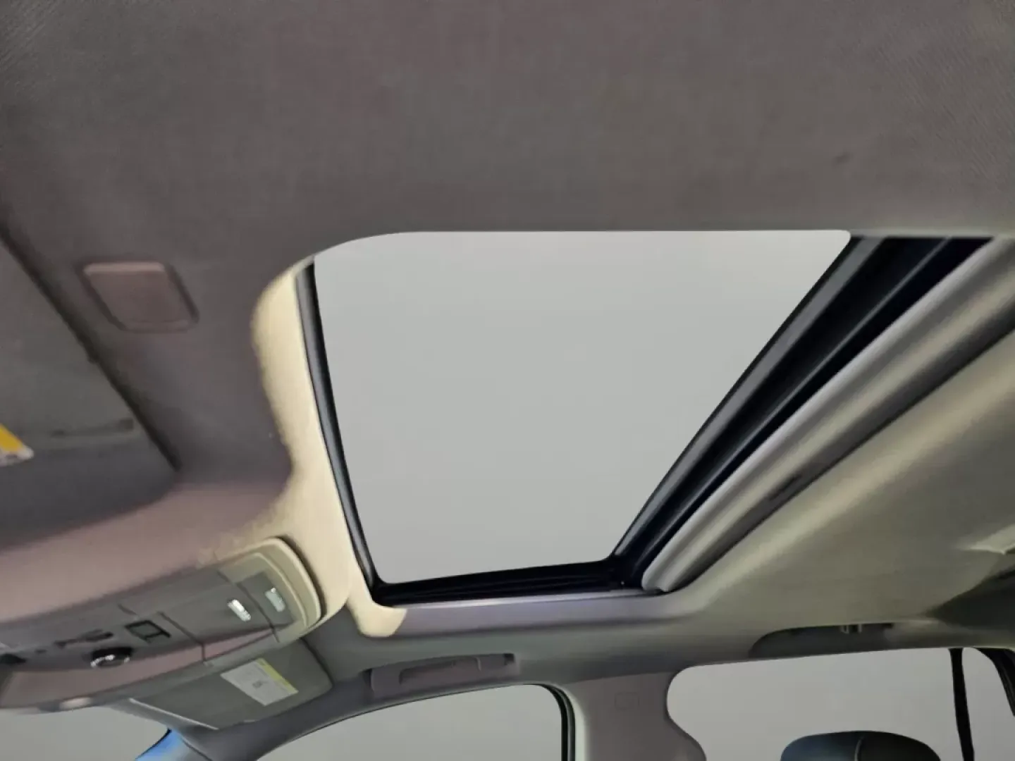 2018 /Jet Black Chevrolet Tahoe Premier (1GNSCCKJ7JR) with an Other engine, located at 5115 14th Ave., Columbus, GA, 31904, (706) 323-0345, 32.511494, -84.971046 - **Elevate Your Lifestyle with the 2018 Chevrolet Tahoe Premier at Gils Auto - Phenix City!**<br /> <br /> Are you ready to embark on thrilling adventures with your family or enjoy a luxurious ride to work? The 2018 Chevrolet Tahoe Premier, now available at Gils Auto in Phenix City, AL, is the perfec - Photo#10