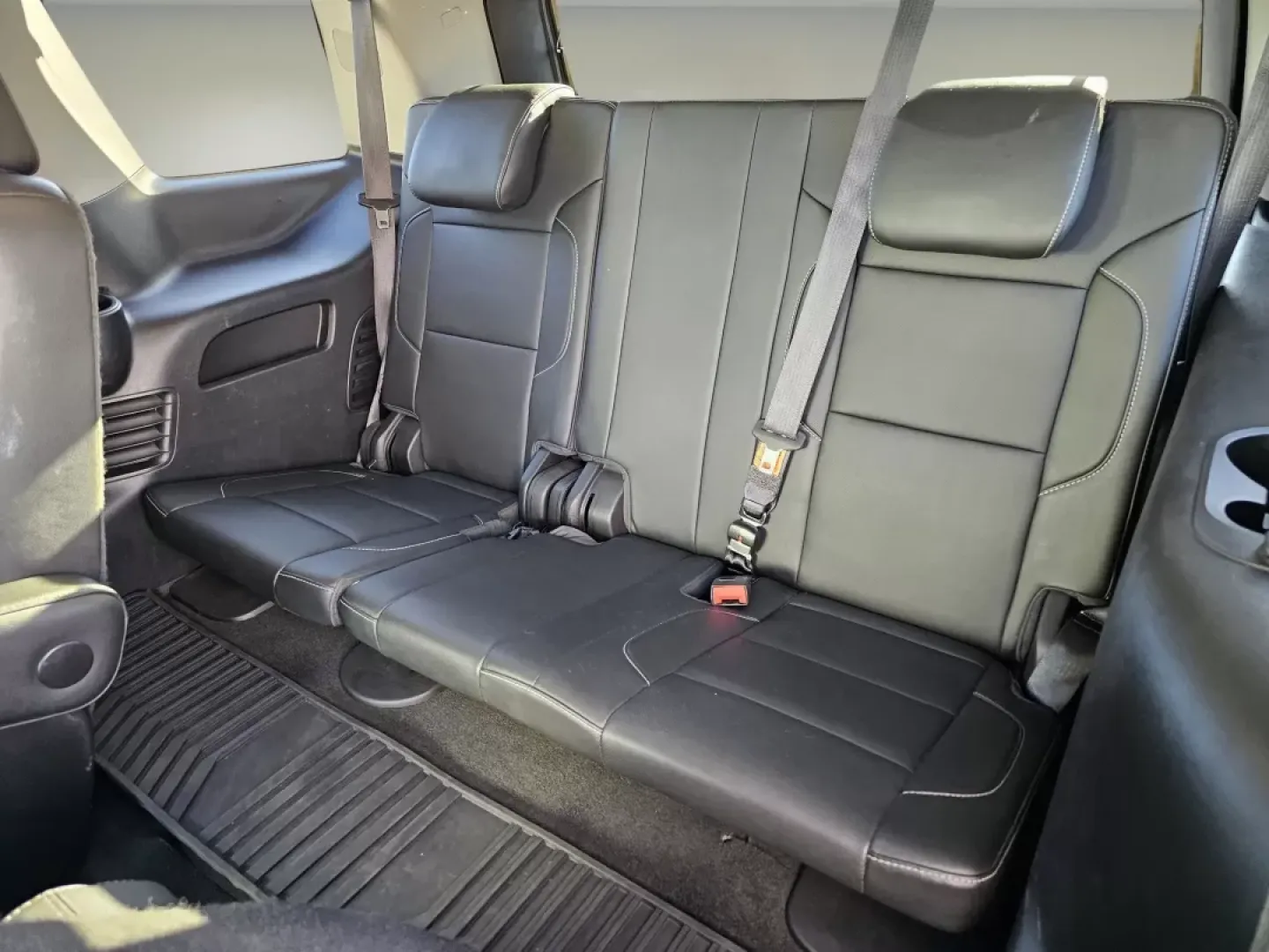 2018 /Jet Black Chevrolet Tahoe Premier (1GNSCCKJ7JR) with an Other engine, located at 5115 14th Ave., Columbus, GA, 31904, (706) 323-0345, 32.511494, -84.971046 - **Elevate Your Lifestyle with the 2018 Chevrolet Tahoe Premier at Gils Auto - Phenix City!**<br /> <br /> Are you ready to embark on thrilling adventures with your family or enjoy a luxurious ride to work? The 2018 Chevrolet Tahoe Premier, now available at Gils Auto in Phenix City, AL, is the perfec - Photo#14