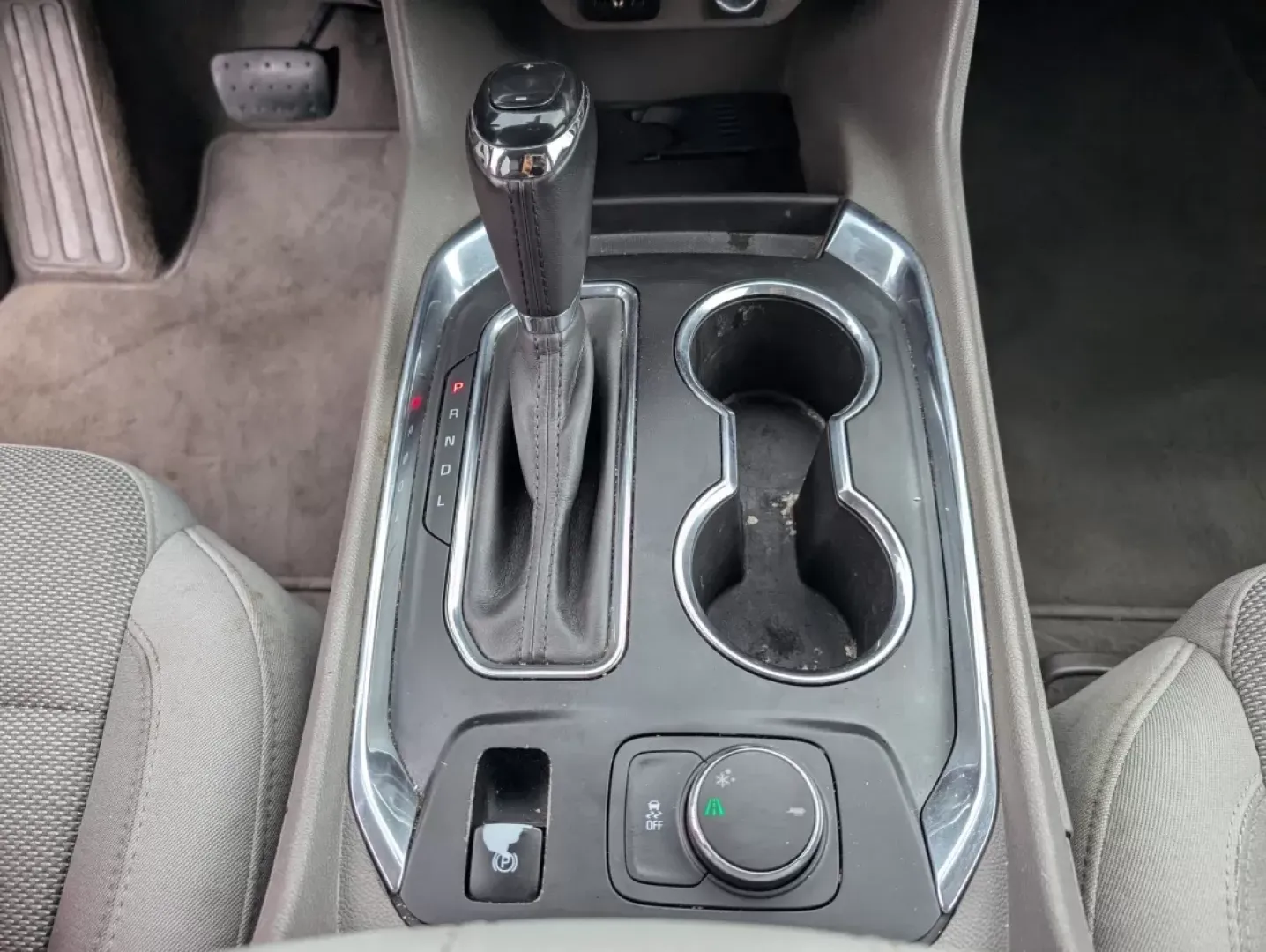2018 /Dark Atmosphere/Medium Ash Gray Chevrolet Traverse LT Cloth (1GNERGKW2JJ) with an Other engine, located at 804 22nd Ave, Phenix City, AL, 36870, (334) 297-1860, 32.484749, -85.024475 - Are you ready to elevate your family adventures and weekend getaways? Look no further than this stunning 2018 Chevrolet Traverse LT, expertly crafted for families that crave comfort, safety, and functionality. At Gils Auto, located at 3959 U.S. 80 W, Phenix City, AL 36870, we cater to a diverse rang - Photo#13