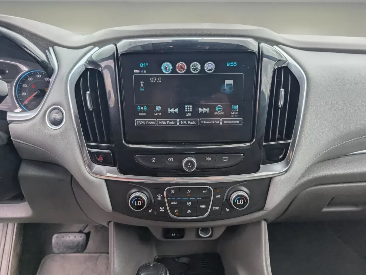 2018 /Dark Atmosphere/Medium Ash Gray Chevrolet Traverse LT Cloth (1GNERGKW2JJ) with an Other engine, located at 804 22nd Ave, Phenix City, AL, 36870, (334) 297-1860, 32.484749, -85.024475 - Are you ready to elevate your family adventures and weekend getaways? Look no further than this stunning 2018 Chevrolet Traverse LT, expertly crafted for families that crave comfort, safety, and functionality. At Gils Auto, located at 3959 U.S. 80 W, Phenix City, AL 36870, we cater to a diverse rang - Photo#14