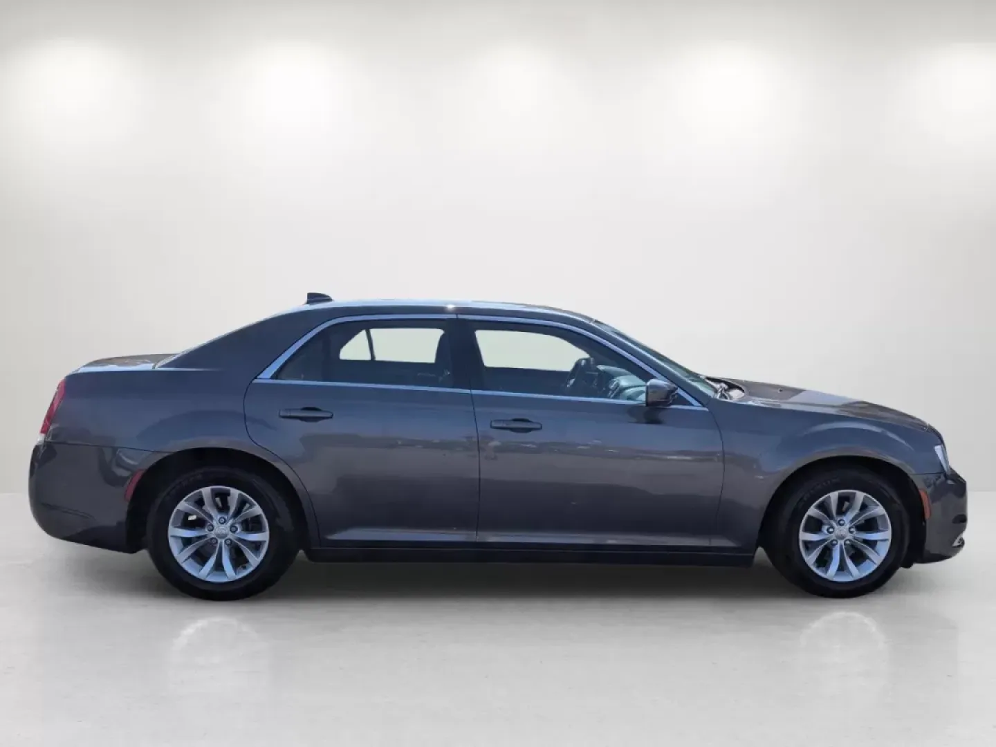 2018 /Black Chrysler 300 Touring (2C3CCAAG4JH) with an Other engine, located at 3959 U.S. 80 W, Phenix City, AL, 36870, (334) 297-4885, 32.469296, -85.135185 - **Discover the Perfect Blend of Style and Performance with the 2018 Chrysler 300 at Gils Auto in Phenix City, AL!**<br /> <br /> Are you in search of a vehicle that offers luxury, comfort, and performance, all wrapped into one? Whether you're commuting to work, taking the family out for a weekend ge - Photo#4