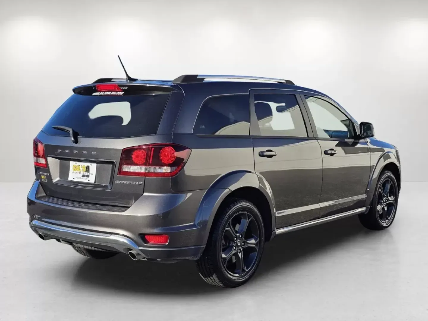 2018 /Black Dodge Journey Crossroad (3C4PDCGG7JT) with an Other engine, located at 3959 U.S. 80 W, Phenix City, AL, 36870, (334) 297-4885, 32.469296, -85.135185 - Ready to elevate your family's adventures? Look no further than this stunning 2018 Dodge Journey Crossroad, now available at Gils Auto in Phenix City, AL. With its spacious interior, advanced tech features, and robust performance, this SUV is perfect for growing families, weekend trips, or daily com - Photo#5