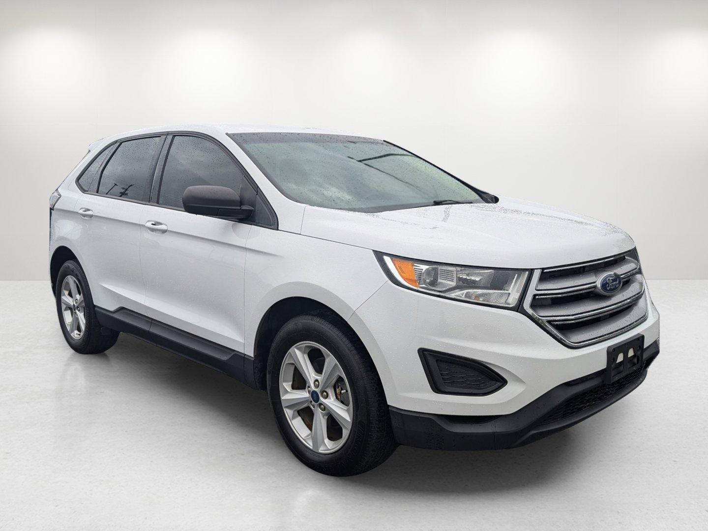 2018 Ford Edge SE (2FMPK3G97JB) with an Intercooled Turbo Premium Unleaded I-4 2.0 L/122 engine, 6-Speed Automatic w/OD transmission, located at 5115 14th Ave., Columbus, GA, 31904, (706) 323-0345, 32.511494, -84.971046 - 2018 Ford Edge SE - Photo#2