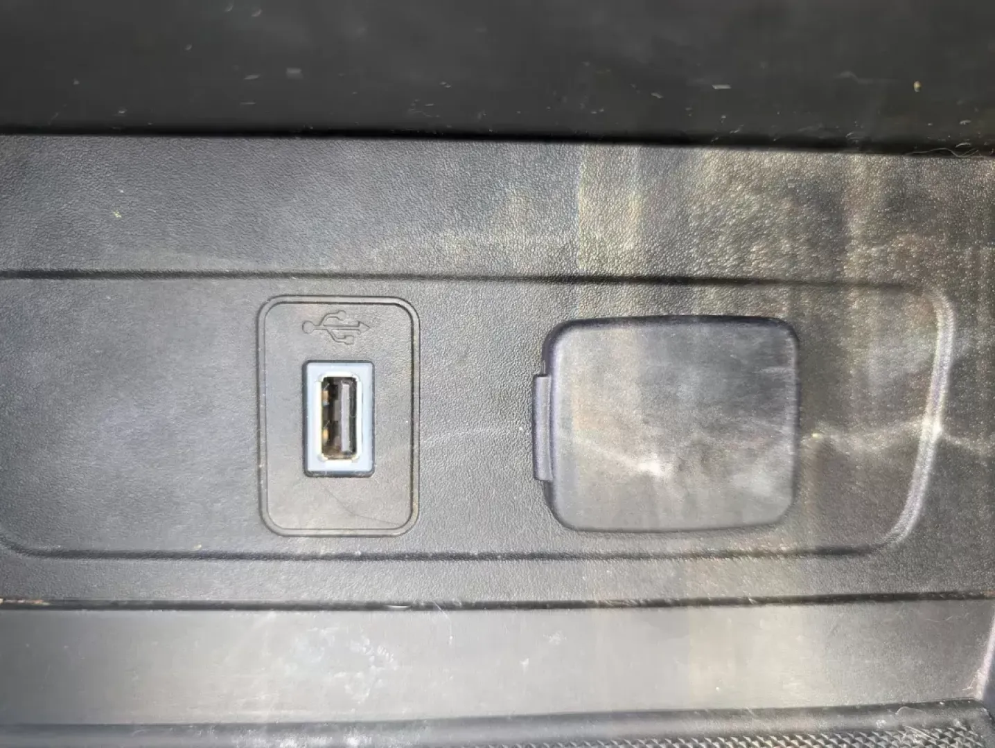 2018 Ford Escape SEL (1FMCU0HD7JU) with an Other engine, located at 1430 Gateway Drive, Opelika, AL, 36801, (334) 239-0944, 32.637871, -85.409790 - **Elevate Your Lifestyle with the 2018 Ford Escape SEL at Gils Auto - Opelika!**<br /> <br /> Are you ready to elevate your daily commute or embark on your next weekend adventure? The 2018 Ford Escape SEL is the ideal SUV for anyone seeking versatility, comfort, and style-a perfect fit for growing f - Photo#14