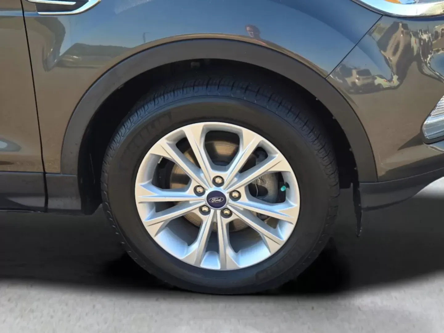 2018 Ford Escape SEL (1FMCU0HD3JU) with an Other engine, located at 521 Old Farm Lane Rd, Prattville, AL, 36066, (334) 325-1505, 32.482460, -86.416367 - **Discover Your Perfect Adventure Companion: 2018 Ford Escape SEL at Gils Auto - Prattville!**<br /> <br /> Are you searching for an SUV that combines comfort, style, and functionality for your family adventures? Look no further than this 2018 Ford Escape SEL, available now at Gils Auto, your truste - Photo#3