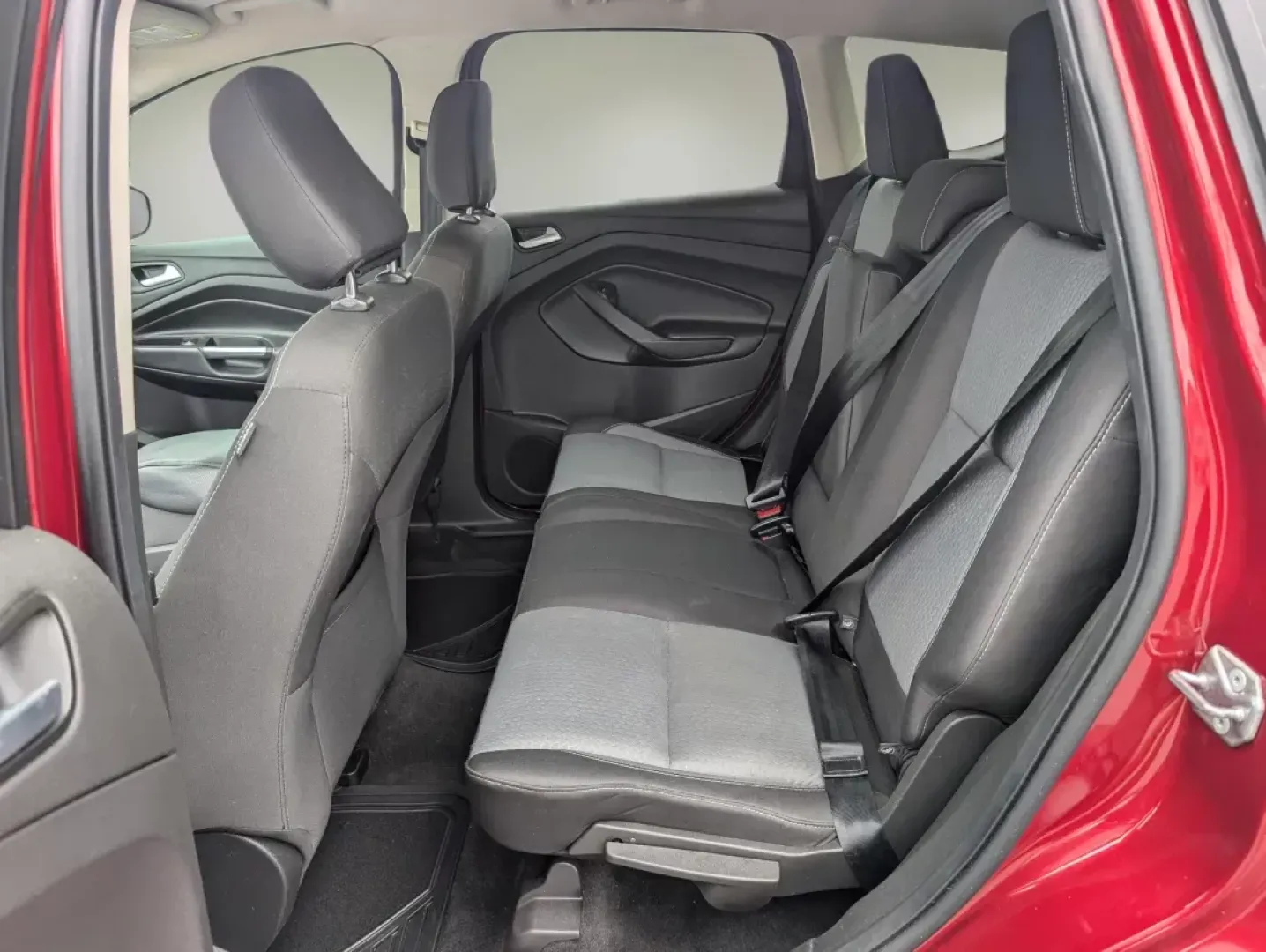 2018 Red Ford Escape SE (1FMCU9GD1JU) with an Other engine, located at 1430 Gateway Drive, Opelika, AL, 36801, (334) 239-0944, 32.637871, -85.409790 - **Adventure Awaits: Discover the 2018 Ford Escape SE at Gils Auto - Opelika**<br /> <br /> Are you ready to elevate your lifestyle with a dependable SUV that perfectly balances style and functionality? Look no further than the 2018 Ford Escape SE, available now at Gils Auto, your trusted Buy Here Pa - Photo#10
