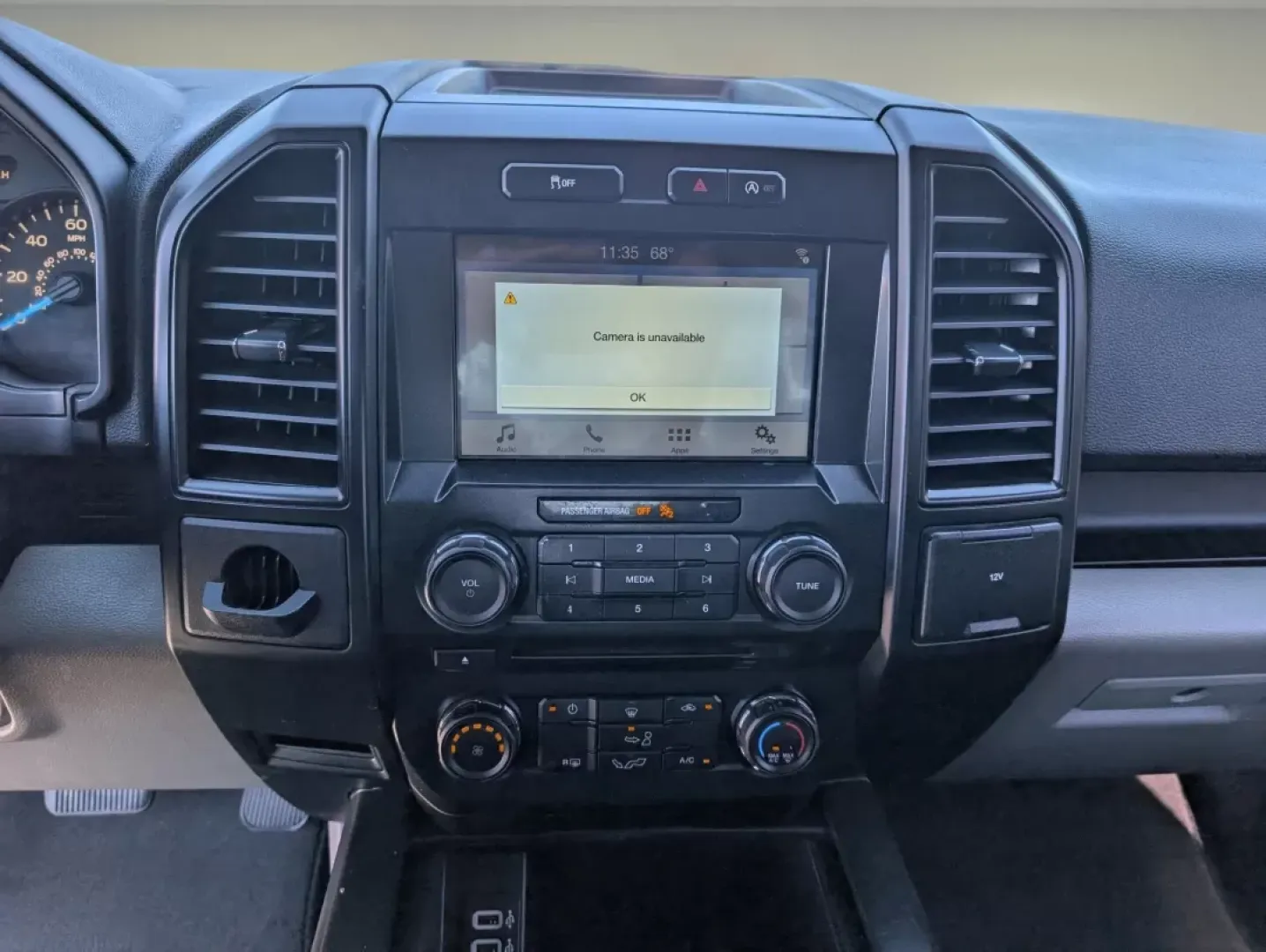 2018 Ford F-150 XLT (1FTEW1CP3JK) with an Other engine, located at 7000 Northlake Connector, Columbus, GA, 31904, (706) 987-8085, 32.524975, -84.978134 - Discover the perfect blend of rugged capability and everyday practicality with our 2018 Ford F-150, available now at Gils Auto in Phenix City, AL. Designed for those who embrace adventure without compromising on comfort, this Crew Cab Pickup is your ideal companion for both weekend getaways and dail - Photo#14