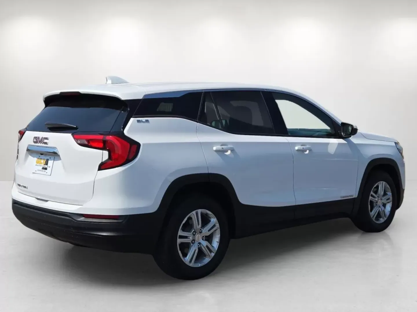 2018 /Jet Black GMC Terrain SLE (3GKALMEV4JL) with an Other engine, located at 521 Old Farm Lane Rd, Prattville, AL, 36066, (334) 325-1505, 32.482460, -86.416367 - **Adventure Awaits with the 2018 GMC Terrain SLE Perfect for Your Growing Family!**<br /> <br /> Are you ready to elevate your family adventures? Look no further than the 2018 GMC Terrain SLE, available now at Gils Auto in Prattville, AL! This stylish SUV is tailored for families on the go, weekend - Photo#6