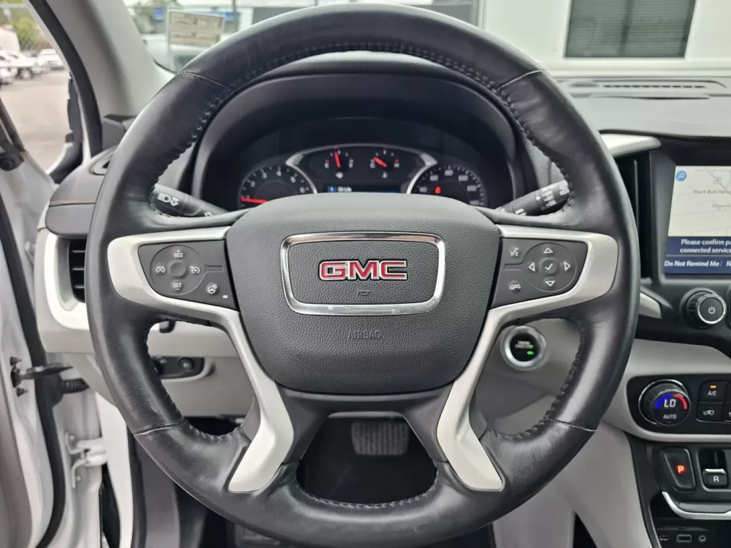 2018 /Medium Ash Gray/Jet Black GMC Terrain SLT (3GKALPEX7JL) with an Other engine, located at 3959 U.S. 80 W, Phenix City, AL, 36870, (334) 297-4885, 32.469296, -85.135185 - ### Discover the Perfect Family SUV: 2018 GMC Terrain SLT at Gils Auto - Phenix City<br /> <br /> Are you ready to elevate your family's adventures without compromise? The 2018 GMC Terrain SLT is designed for those who crave versatility and style, making it the perfect companion for everything from - Photo#10