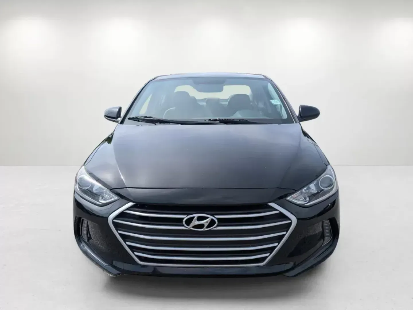 2018 /Gray Hyundai Elantra Value Edition (5NPD84LF1JH) with an Regular Unleaded I-4 2.0 L/122 engine, 6-Speed Automatic w/OD transmission, located at 3959 U.S. 80 W, Phenix City, AL, 36870, (334) 297-4885, 32.469296, -85.135185 - 2018 Hyundai Elantra Value Edition - Photo#1