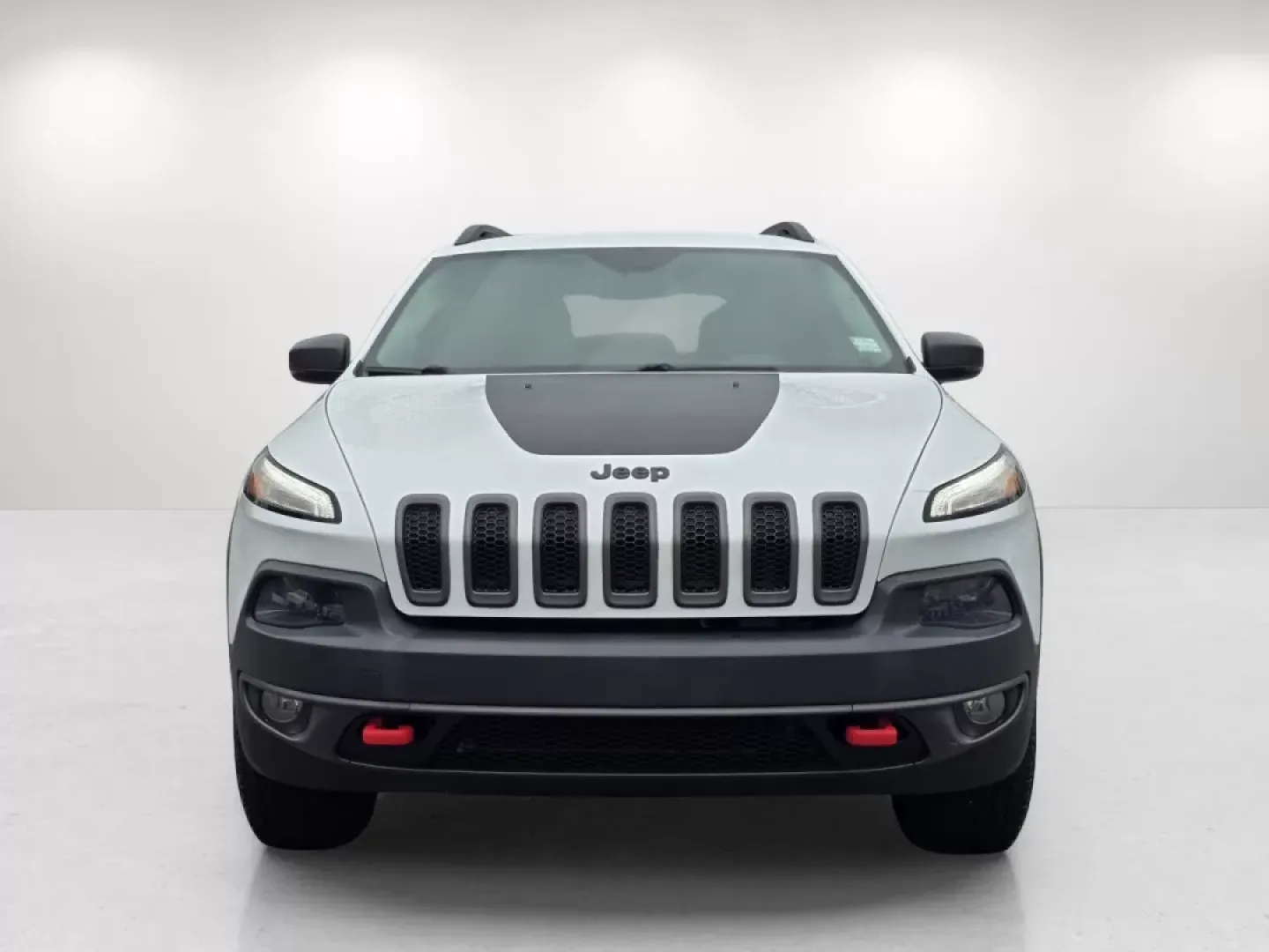 2018 /Black Jeep Cherokee Trailhawk (1C4PJMBX1JD) with an Other engine, located at 7000 Northlake Connector, Columbus, GA, 31904, (706) 987-8085, 32.524975, -84.978134 - **Unleash Adventure with the 2018 Jeep Cherokee Trailhawk Your Perfect Companion for Every Journey!**<br /> <br /> Are you ready to elevate your outdoor escapades or simply enhance your daily commute? Look no further than the 2018 Jeep Cherokee Trailhawk, available now at Gils Auto in Phenix City, - Photo#1