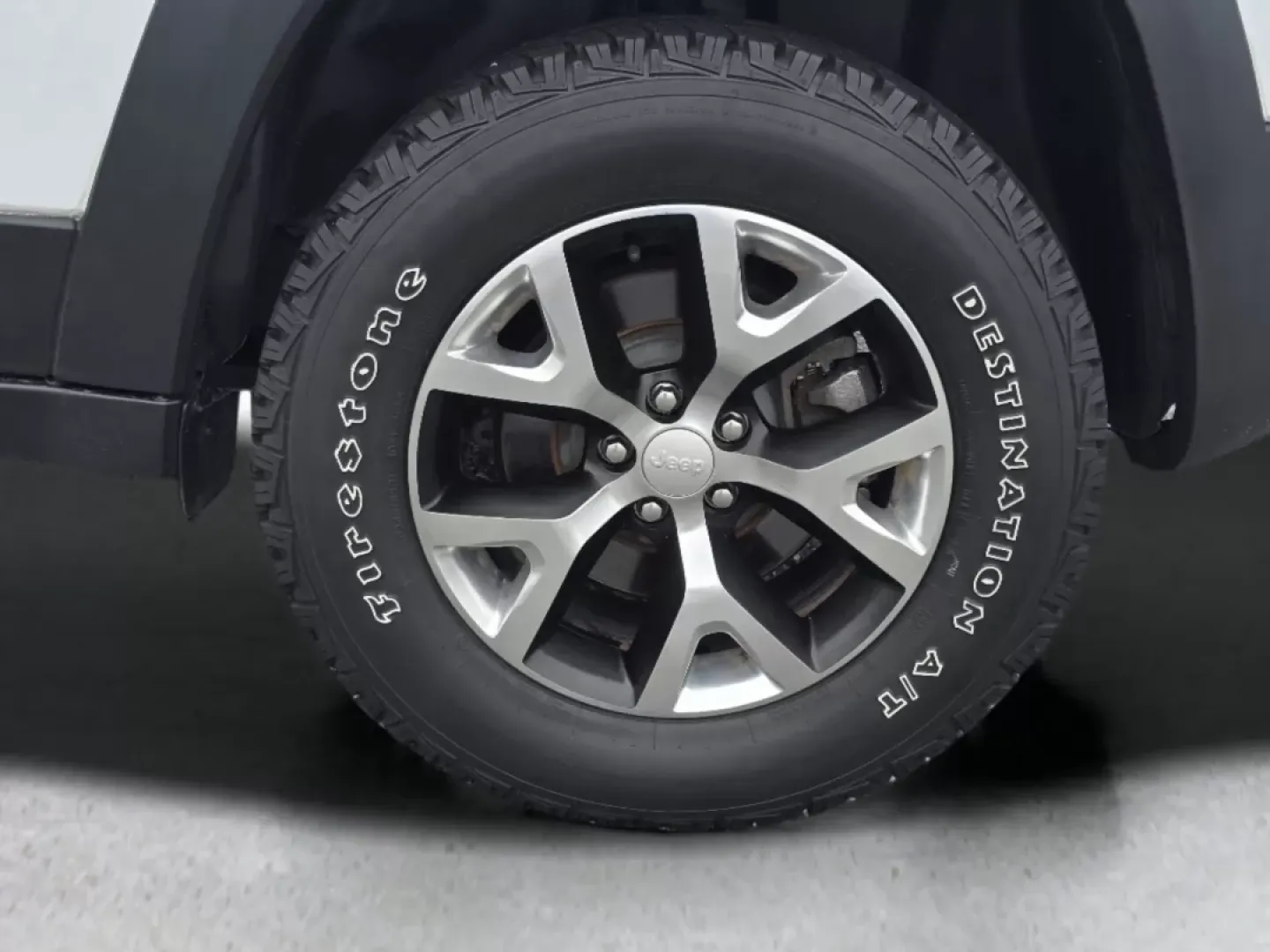 2018 /Black Jeep Cherokee Trailhawk (1C4PJMBX1JD) with an Other engine, located at 7000 Northlake Connector, Columbus, GA, 31904, (706) 987-8085, 32.524975, -84.978134 - **Unleash Adventure with the 2018 Jeep Cherokee Trailhawk Your Perfect Companion for Every Journey!**<br /> <br /> Are you ready to elevate your outdoor escapades or simply enhance your daily commute? Look no further than the 2018 Jeep Cherokee Trailhawk, available now at Gils Auto in Phenix City, - Photo#8