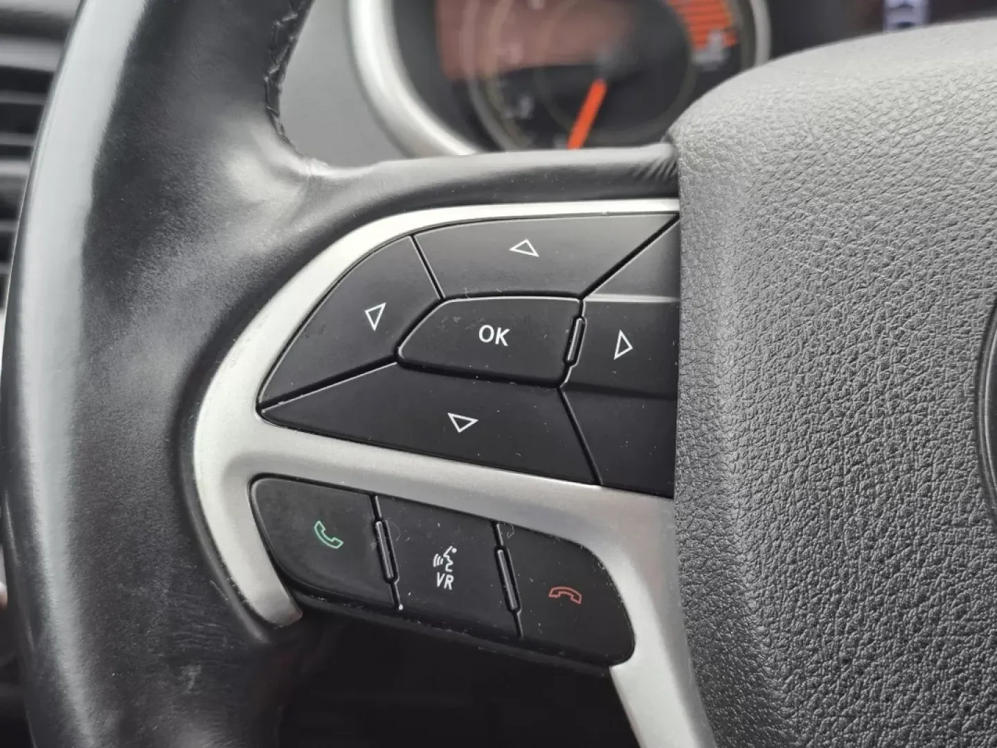 2018 /Black Jeep Cherokee Trailhawk (1C4PJMBX1JD) with an Other engine, located at 7000 Northlake Connector, Columbus, GA, 31904, (706) 987-8085, 32.524975, -84.978134 - **Unleash Adventure with the 2018 Jeep Cherokee Trailhawk Your Perfect Companion for Every Journey!**<br /> <br /> Are you ready to elevate your outdoor escapades or simply enhance your daily commute? Look no further than the 2018 Jeep Cherokee Trailhawk, available now at Gils Auto in Phenix City, - Photo#19