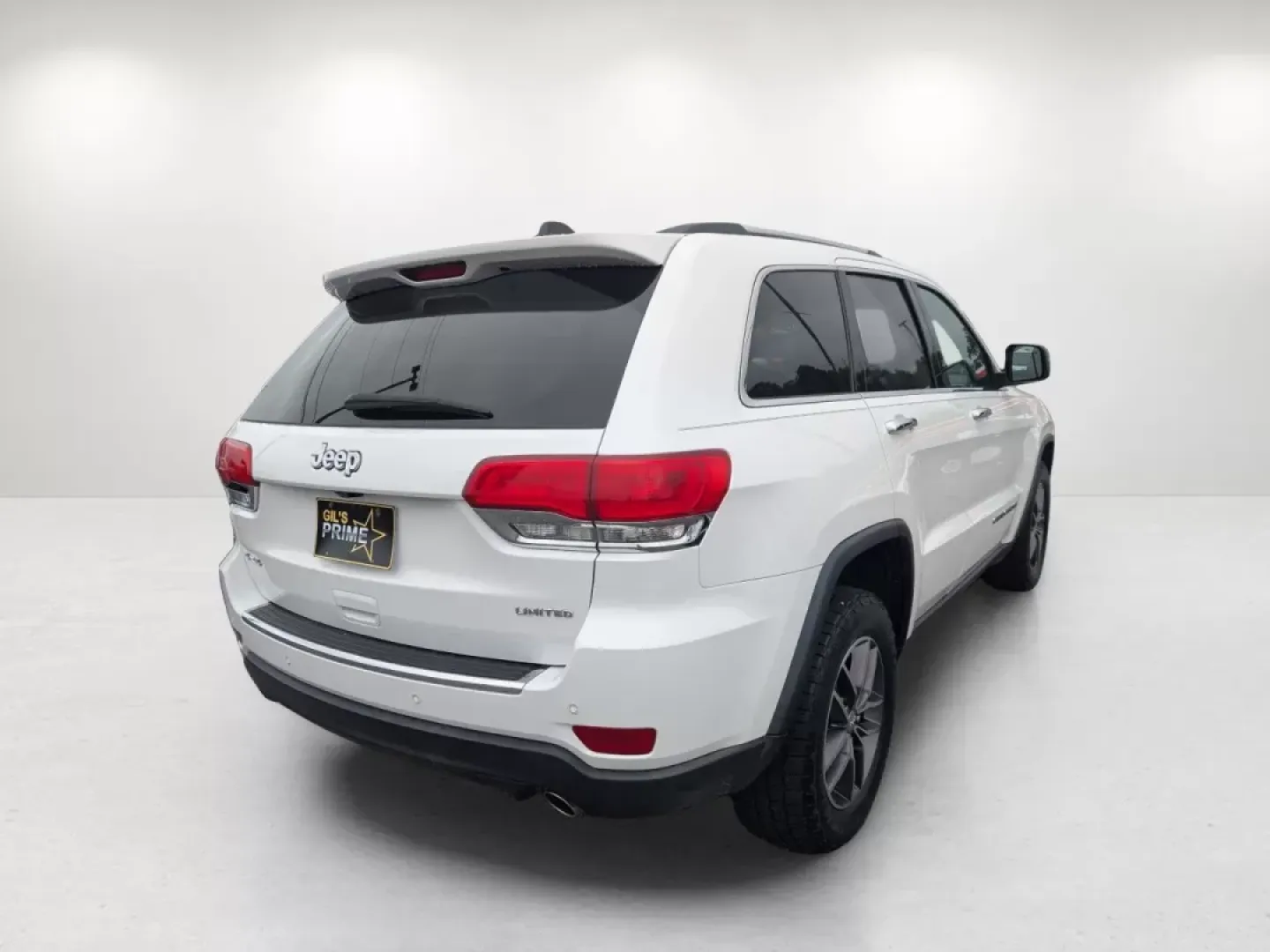 2018 /Black Jeep Grand Cherokee Limited (1C4RJFBG7JC) with an Other engine, located at 3959 U.S. 80 W, Phenix City, AL, 36870, (334) 297-4885, 32.469296, -85.135185 - **Unleash Your Adventurous Spirit with the 2018 Jeep Grand Cherokee Limited at Gils Auto in Phenix City, AL**<br /> <br /> Are you ready to elevate your driving experience? Whether you're navigating the streets of Phenix City or embarking on a weekend adventure into the great outdoors, the 2018 Jeep - Photo#4