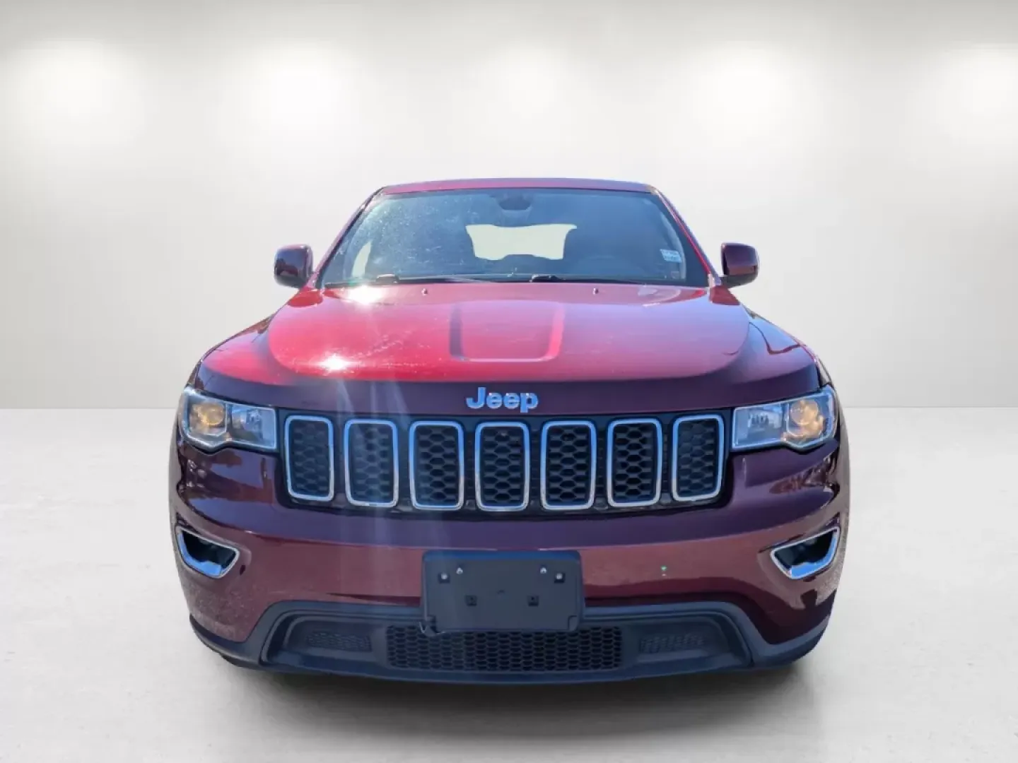 2018 /Black Jeep Grand Cherokee Laredo E (1C4RJEAG6JC) with an Other engine, located at 3959 U.S. 80 W, Phenix City, AL, 36870, (334) 297-4885, 32.469296, -85.135185 - Experience the thrill of adventure and the comfort of a family-friendly ride with the 2018 Jeep Grand Cherokee Laredo E, now available at Gils Auto in Phenix City, AL. This sleek Velvet Red Pearlcoat SUV perfectly balances rugged utility and modern sophistication, making it an ideal choice for weeke - Photo#2