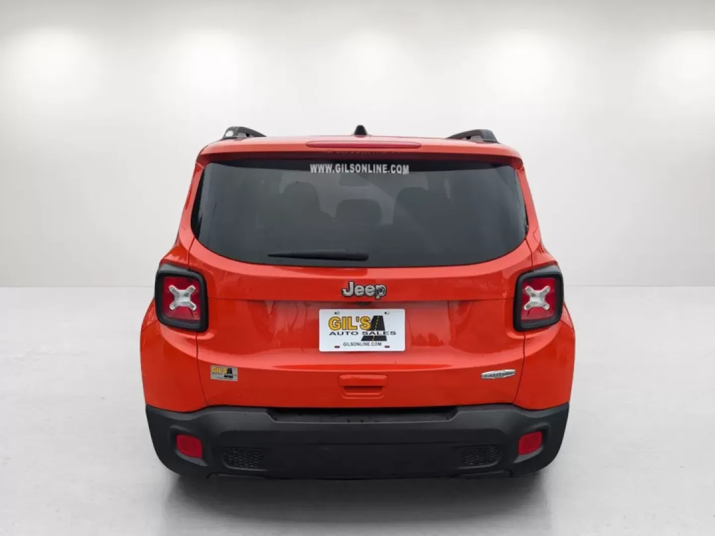 2018 /Black Jeep Renegade Latitude (ZACCJABB6JP) with an Other engine, located at 521 Old Farm Lane Rd, Prattville, AL, 36066, (334) 325-1505, 32.482460, -86.416367 - Are you ready to embrace adventure and elevate your lifestyle? The 2018 Jeep Renegade Latitude is the perfect companion for anyone seeking a reliable and stylish crossover that seamlessly adapts to both urban commutes and weekend getaways. With its eye-catching Omaha Orange exterior and spacious int - Photo#5