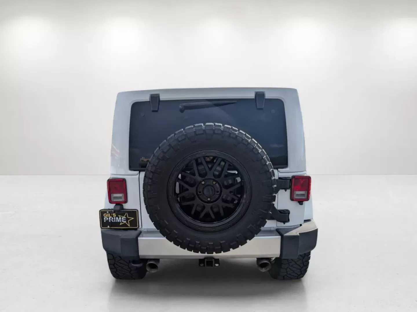 2018 /Black Jeep Wrangler Sahara (1C4BJWEG4JL) with an Other engine, located at 1430 Gateway Drive, Opelika, AL, 36801, (334) 239-0944, 32.637871, -85.409790 - **Adventure Awaits: 2018 Jeep Wrangler Sahara at Gils Auto**<br /> <br /> Are you ready to embark on your next adventure? Whether you're planning a weekend getaway to the stunning landscapes of Lake Martin or navigating through the vibrant streets of Phenix City, this 2018 Jeep Wrangler Sahara is yo - Photo#5