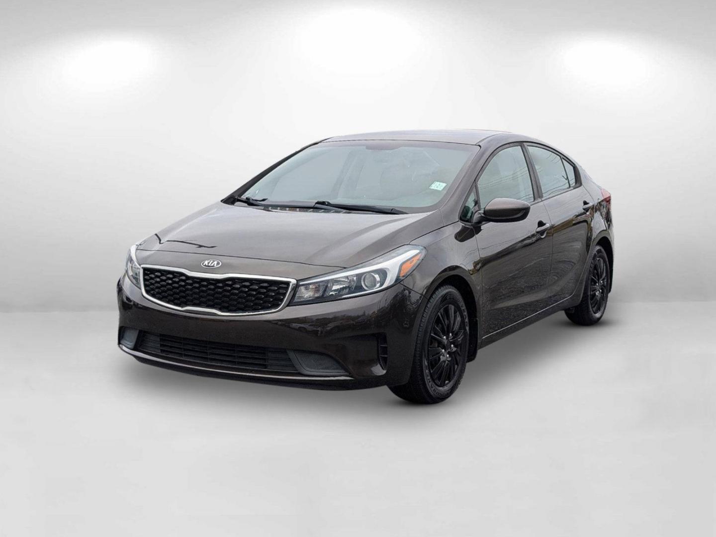 2018 /Black Kia Forte LX (3KPFL4A73JE) with an Regular Unleaded I-4 2.0 L/122 engine, 6-Speed Automatic w/OD transmission, located at 3959 U.S. 80 W, Phenix City, AL, 36870, (334) 297-4885, 32.469296, -85.135185 - 2018 Kia Forte LX - Photo#3