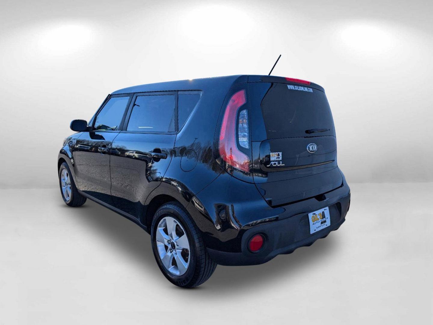 2018 /Black Kia Soul Base (KNDJN2A25J7) with an Regular Unleaded I-4 1.6 L/97 engine, 6-Speed Automatic w/OD transmission, located at 804 22nd Ave, Phenix City, AL, 36870, (334) 297-1860, 32.484749, -85.024475 - 2018 Kia Soul Base - Photo#6