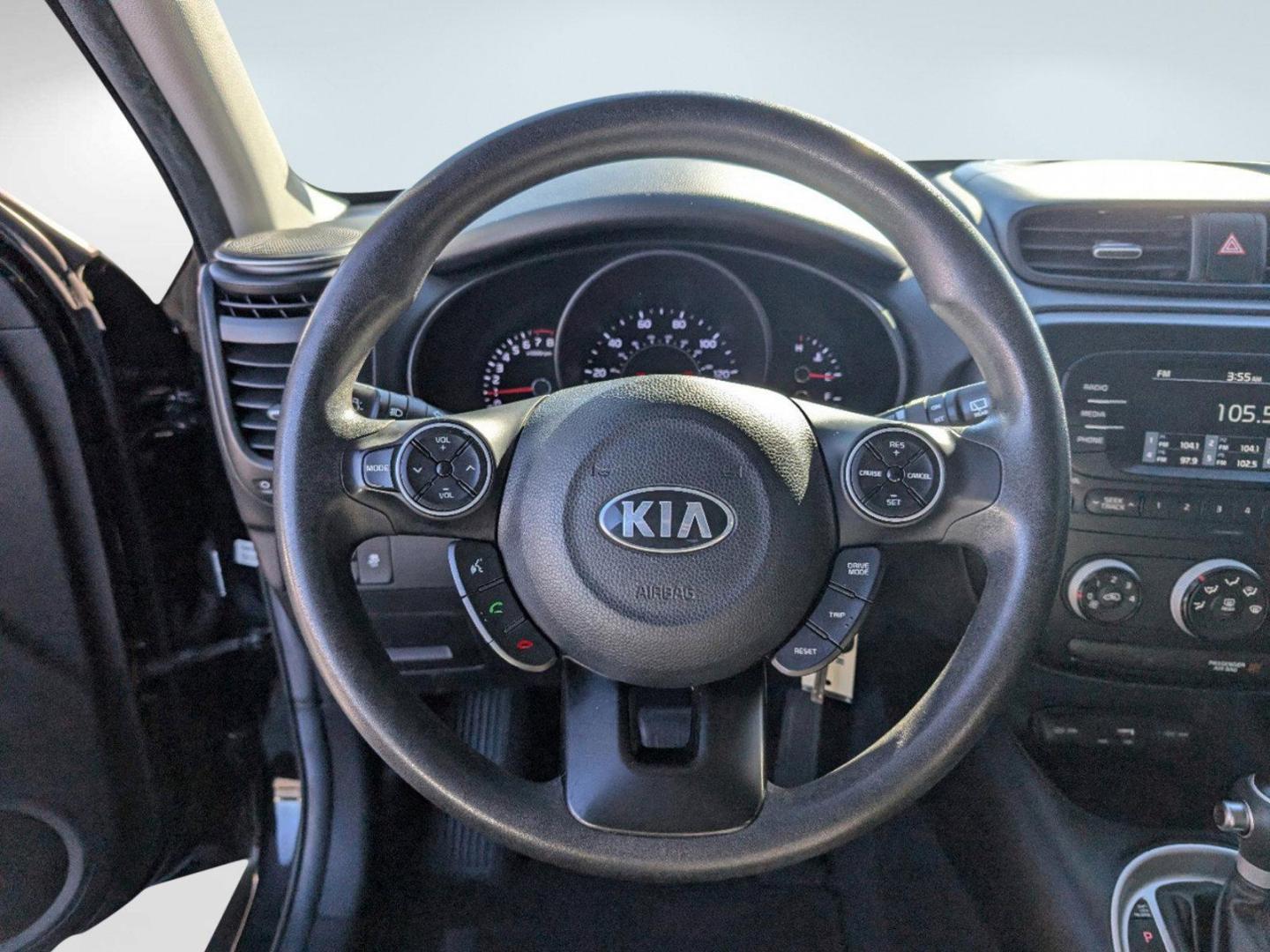 2018 /Black Kia Soul Base (KNDJN2A25J7) with an Regular Unleaded I-4 1.6 L/97 engine, 6-Speed Automatic w/OD transmission, located at 804 22nd Ave, Phenix City, AL, 36870, (334) 297-1860, 32.484749, -85.024475 - 2018 Kia Soul Base - Photo#13