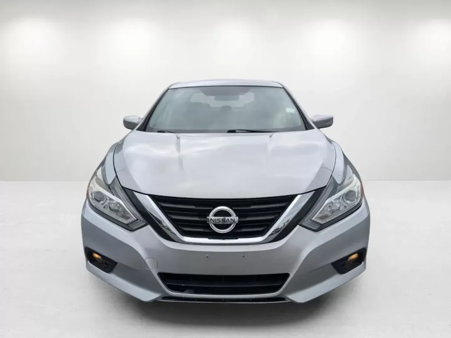 2018 /Charcoal Nissan Altima 2.5 SV (1N4AL3AP8JC) with an Other engine, located at 5115 14th Ave., Columbus, GA, 31904, (706) 323-0345, 32.511494, -84.971046 - **Discover Your Next Adventure with the 2018 Nissan Altima at Gils Auto in Opelika, AL!**<br /> <br /> Are you ready to elevate your daily commute or embark on unforgettable weekend road trips? Look no further than the stunning 2018 Nissan Altima, available now at Gils Auto, your trusted Buy Here Pa - Photo#2