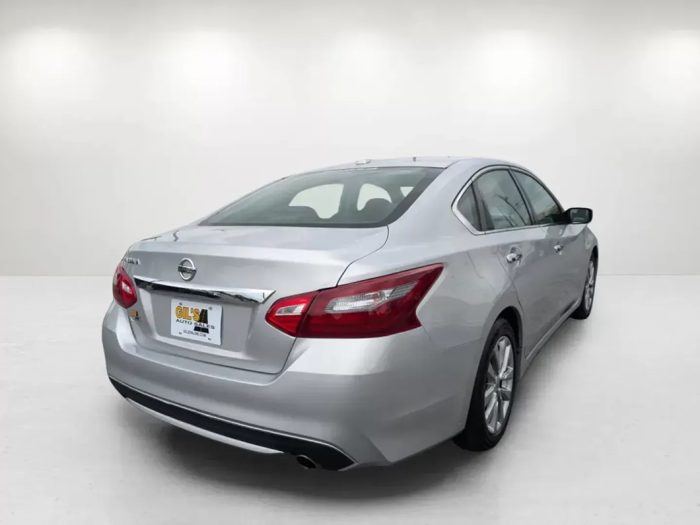 2018 /Charcoal Nissan Altima 2.5 SV (1N4AL3AP8JC) with an Other engine, located at 5115 14th Ave., Columbus, GA, 31904, (706) 323-0345, 32.511494, -84.971046 - **Discover Your Next Adventure with the 2018 Nissan Altima at Gils Auto in Opelika, AL!**<br /> <br /> Are you ready to elevate your daily commute or embark on unforgettable weekend road trips? Look no further than the stunning 2018 Nissan Altima, available now at Gils Auto, your trusted Buy Here Pa - Photo#5